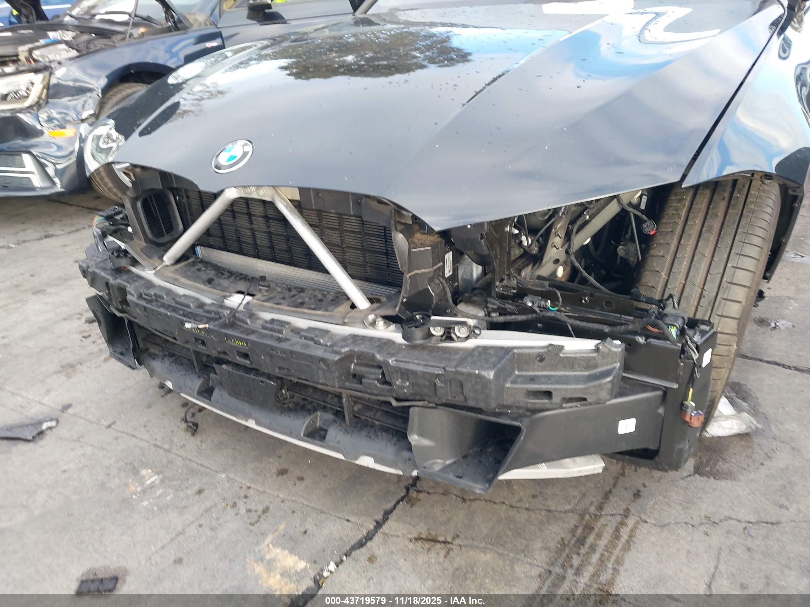 BMW M340I image 6