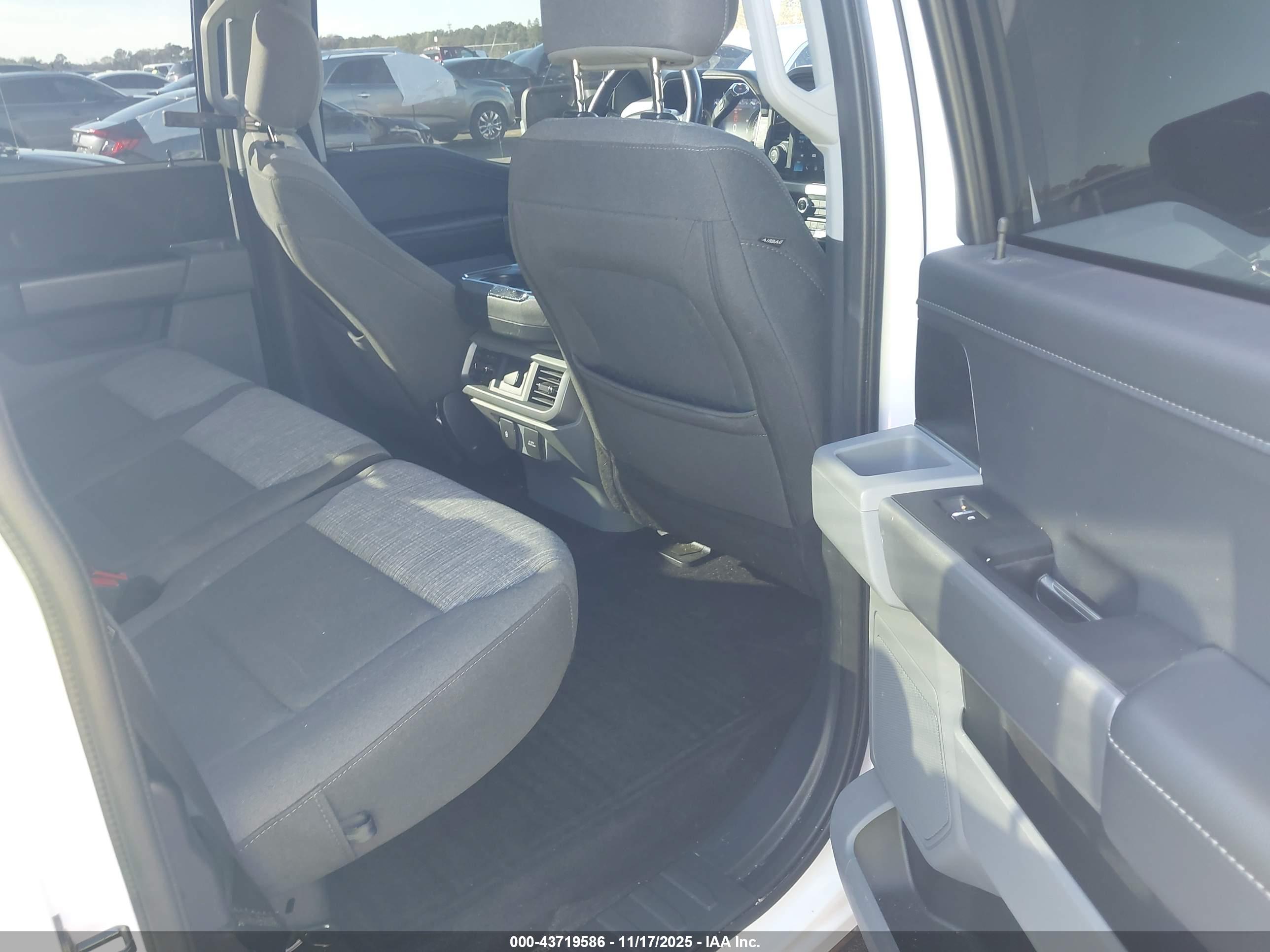 FORD F-150 image 8