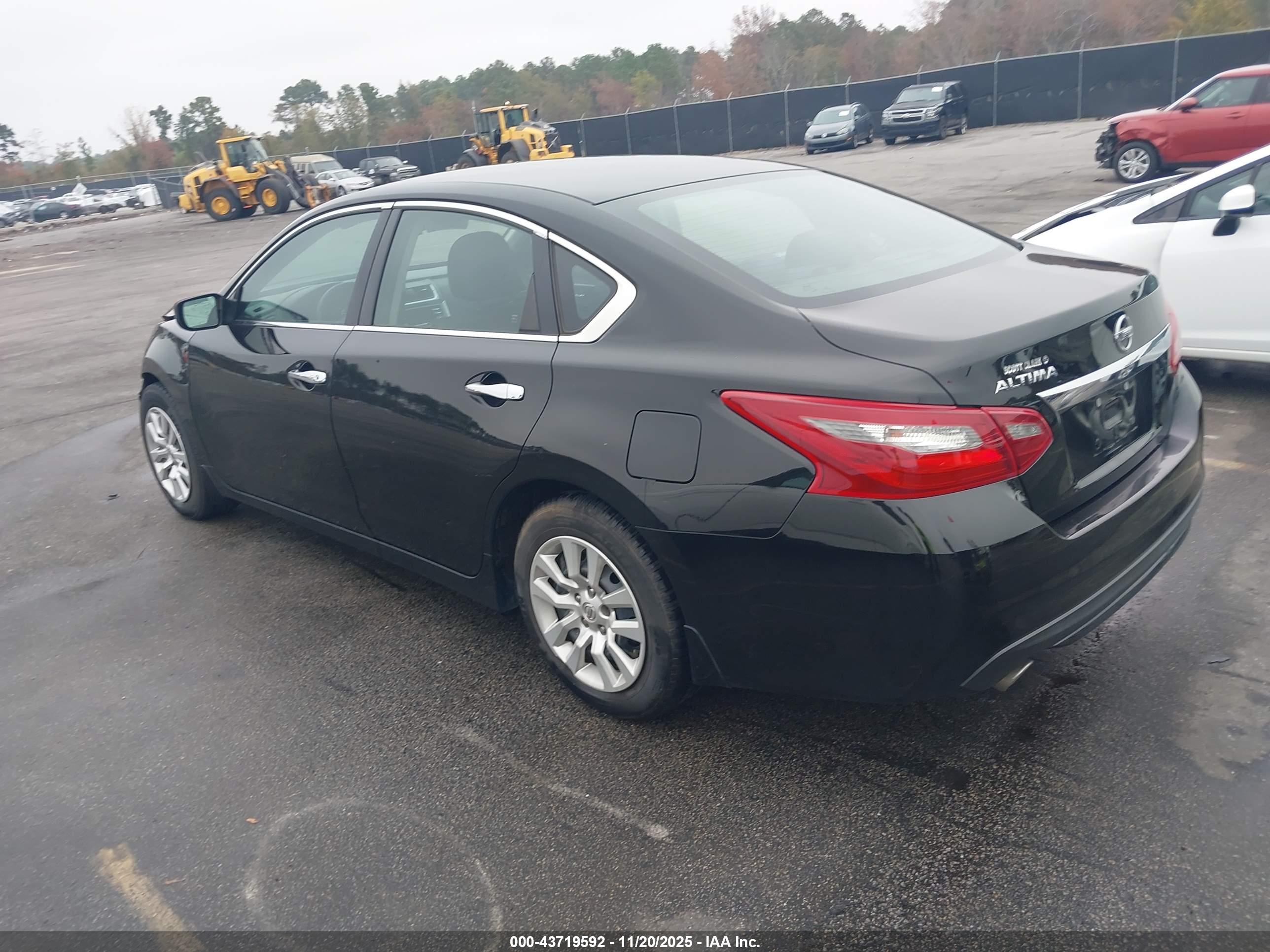 NISSAN ALTIMA image 3