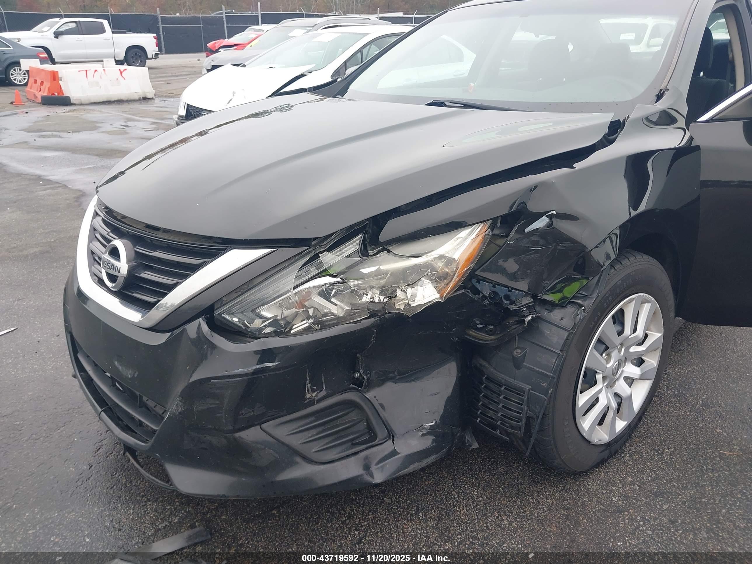 NISSAN ALTIMA image 6