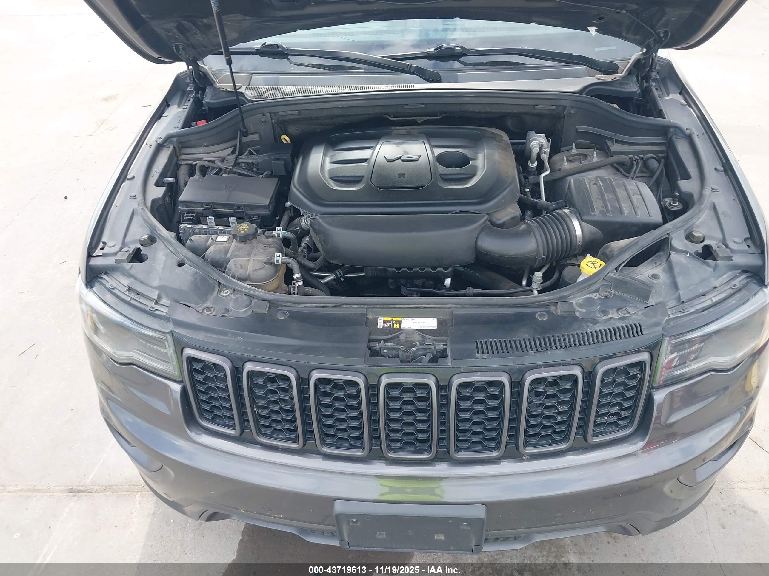 JEEP GRAND image 10
