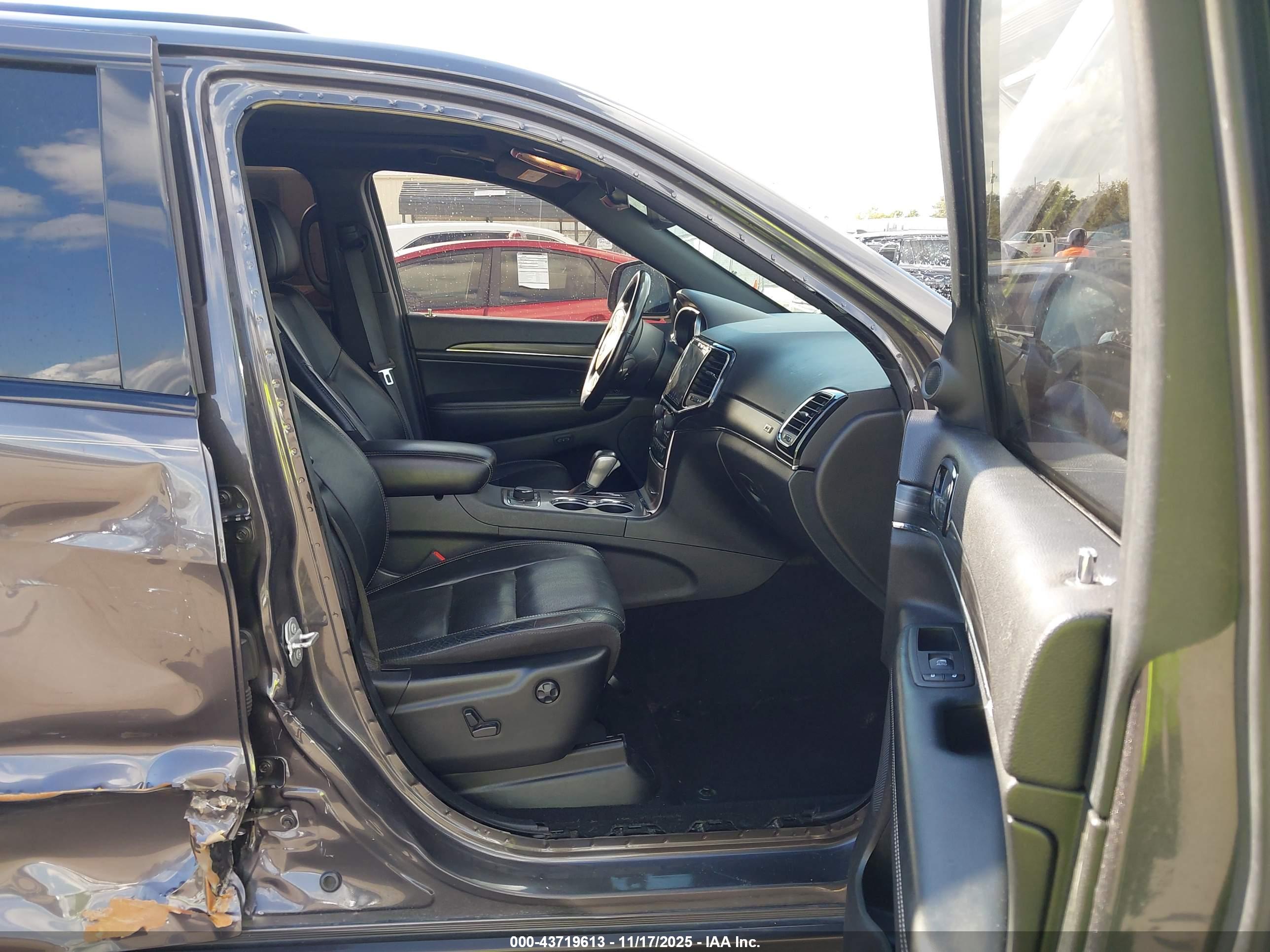 JEEP GRAND image 5