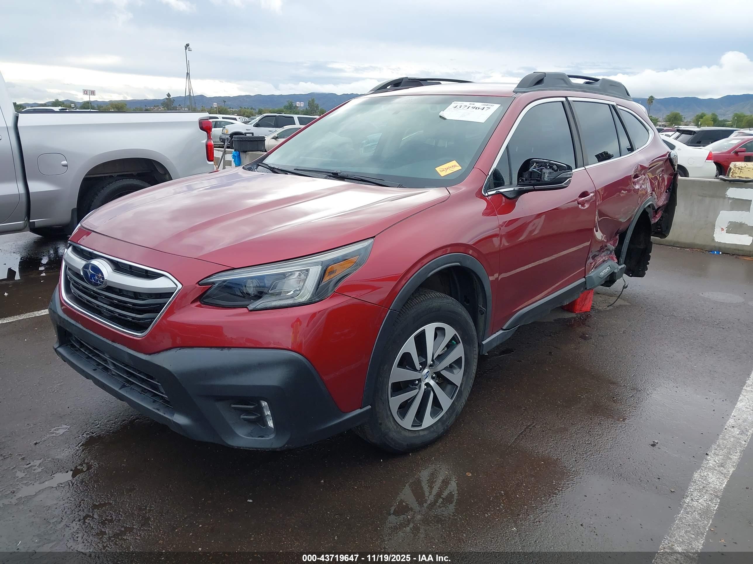 SUBARU OUTBACK image 2