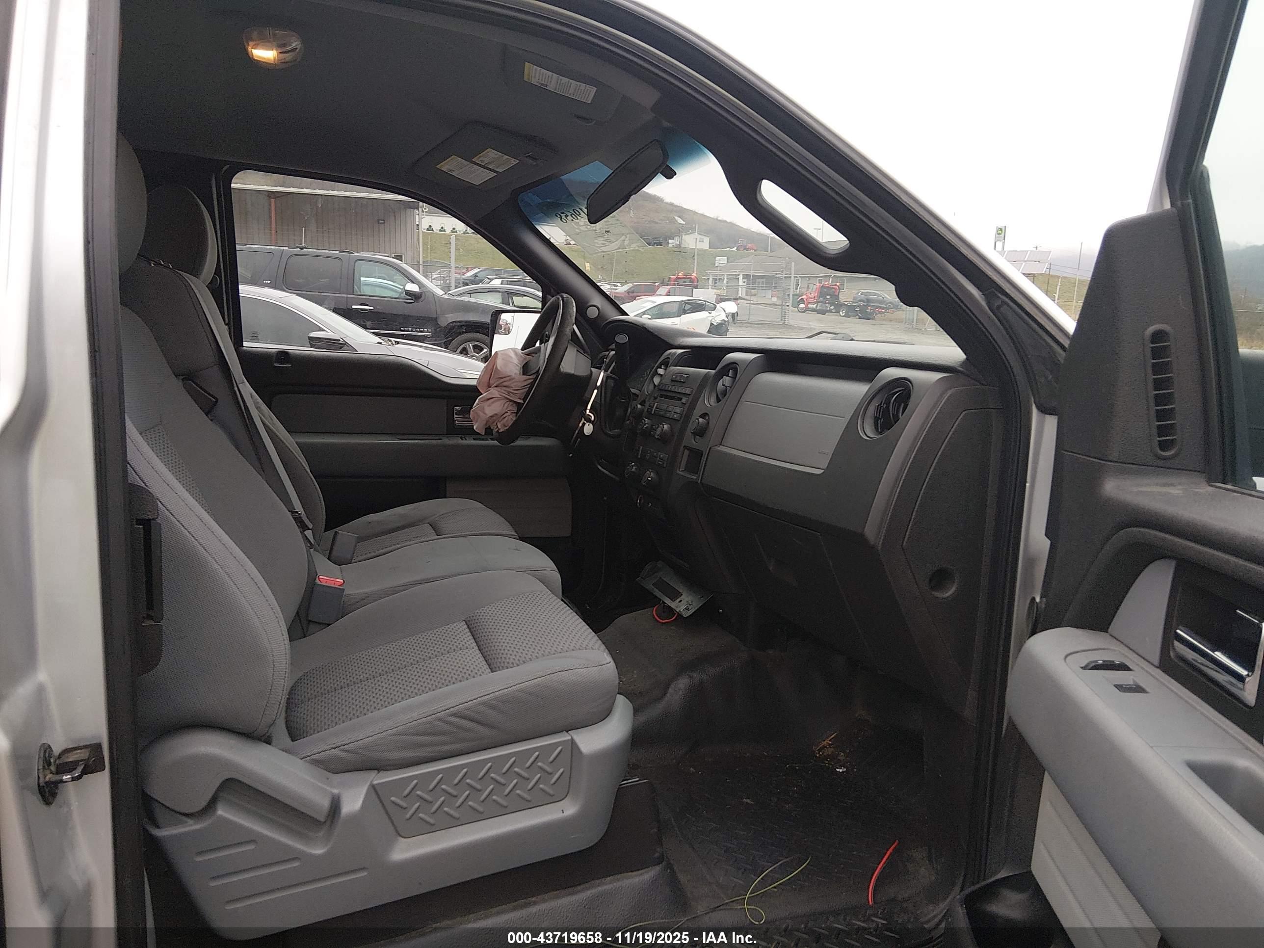 FORD F-150 image 5