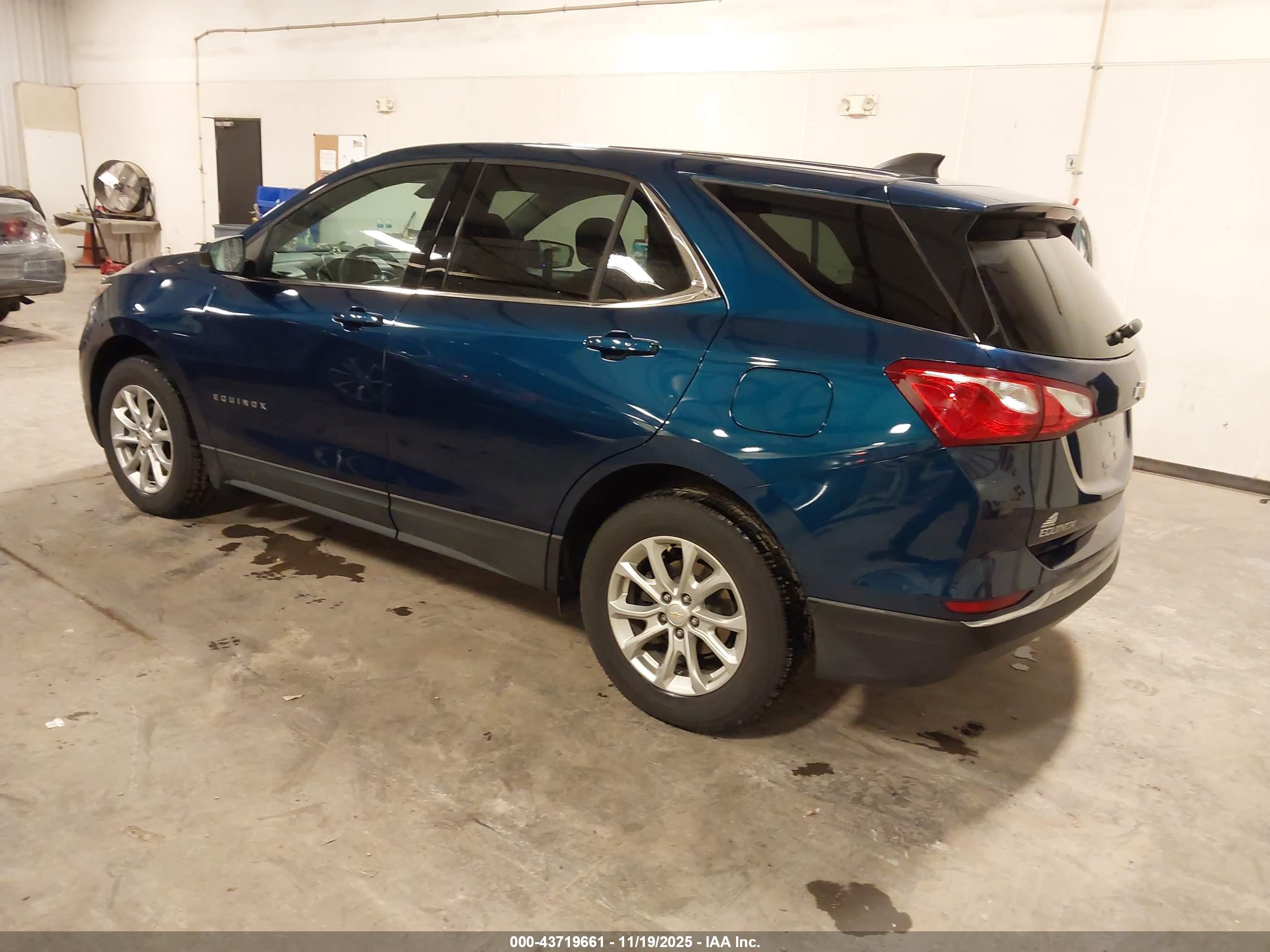 CHEVROLET EQUINOX image 3