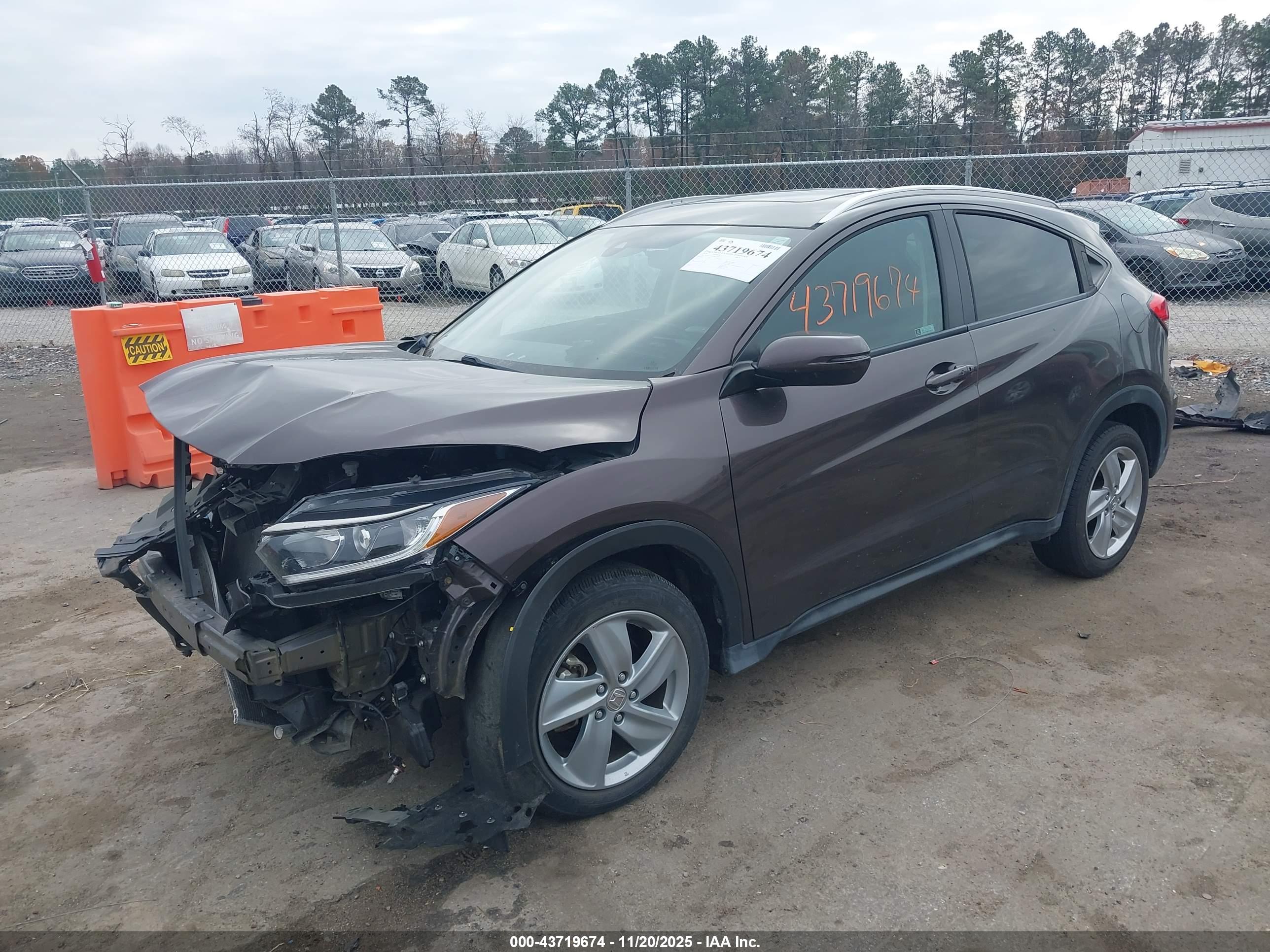 HONDA HR-V image 2