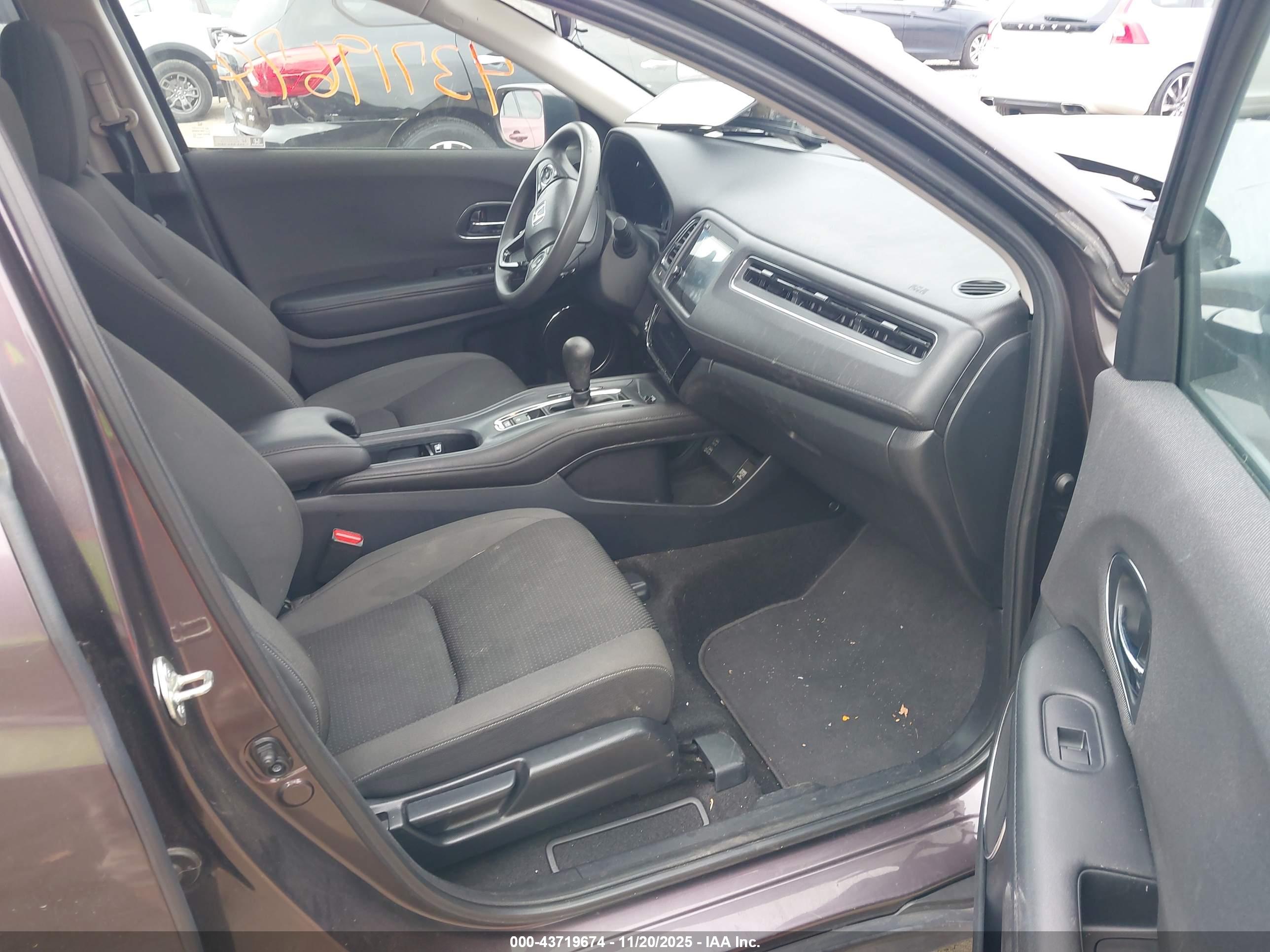 HONDA HR-V image 5