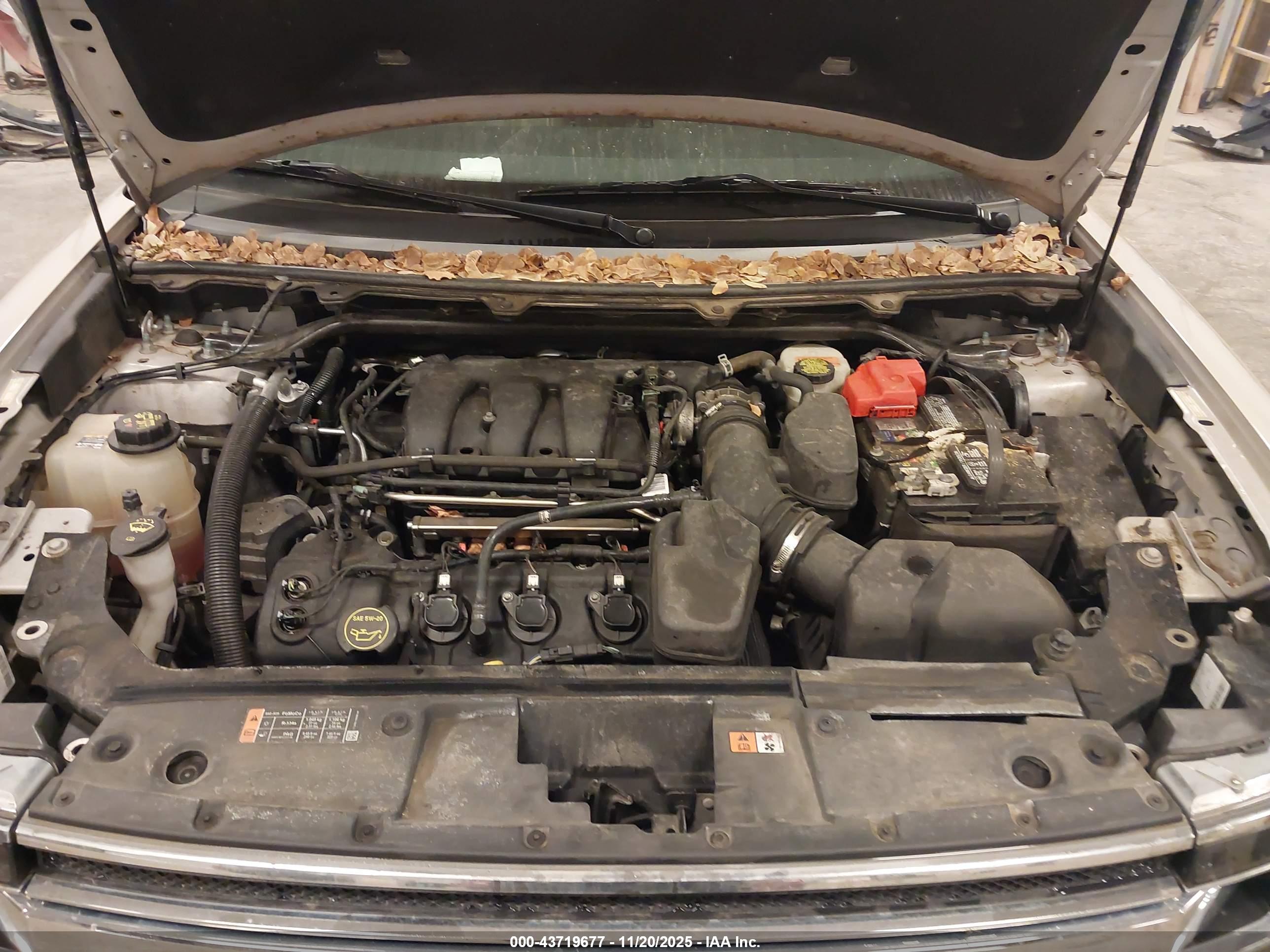 FORD FLEX image 10