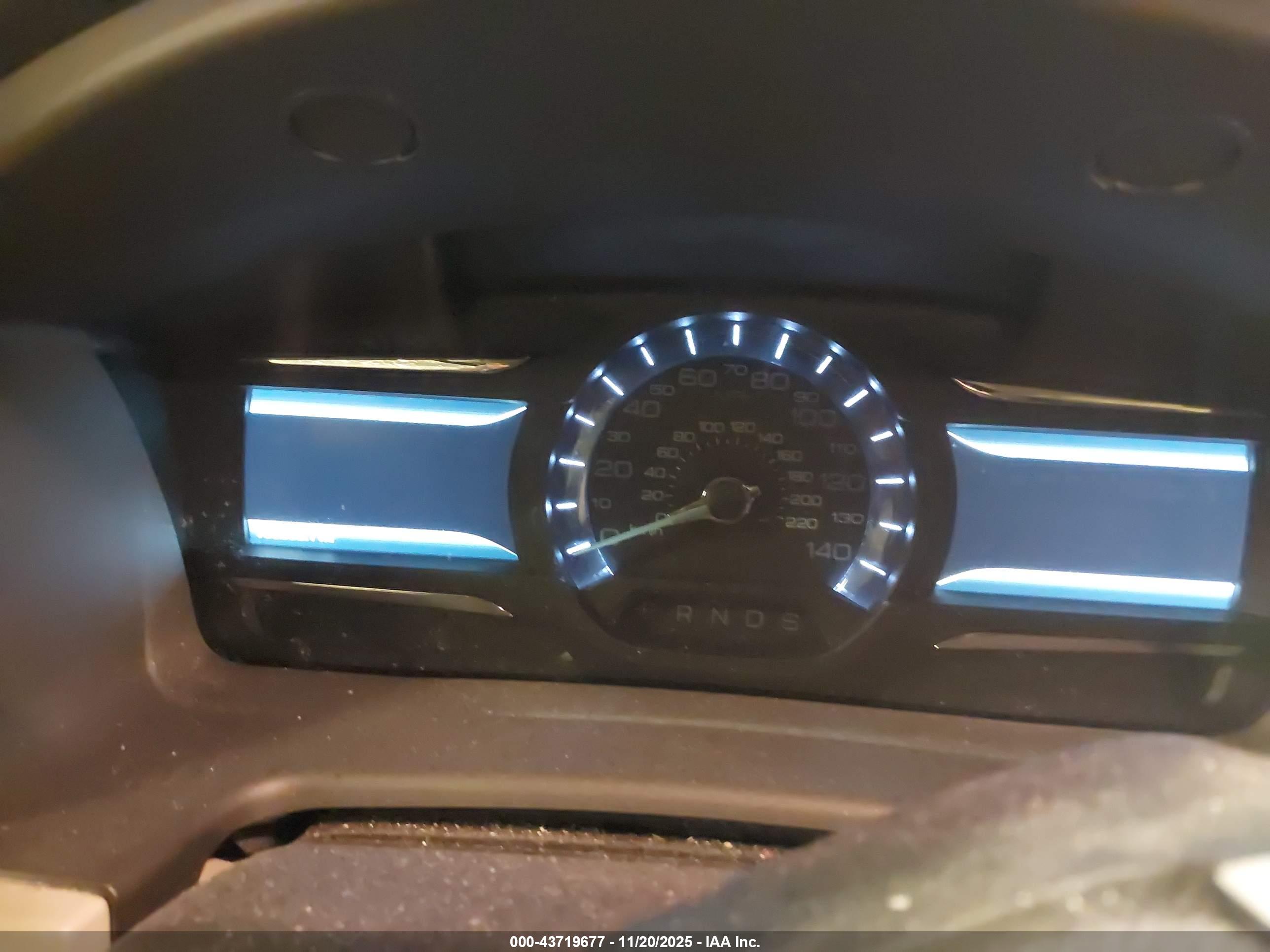 FORD FLEX image 7