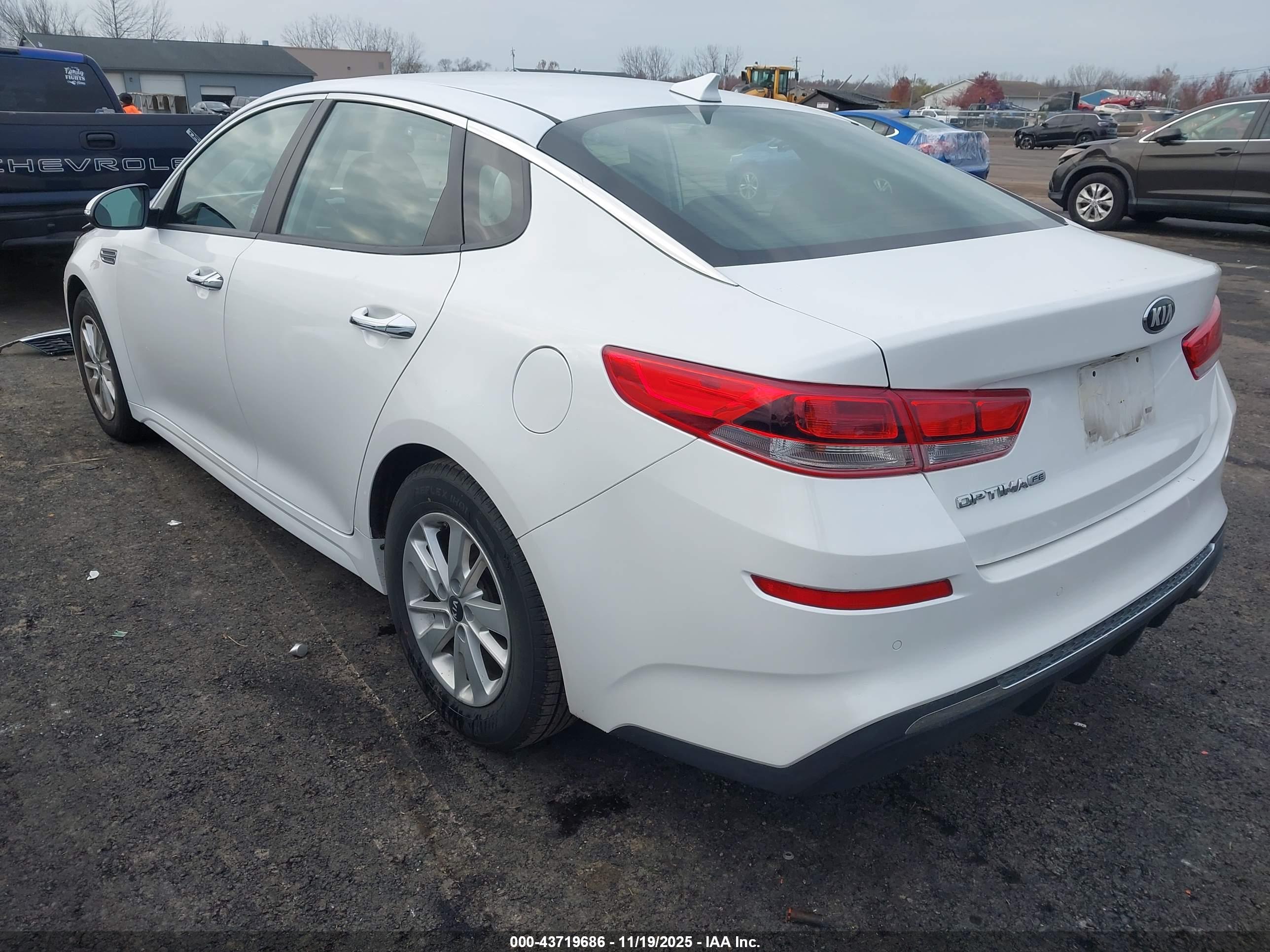 KIA OPTIMA image 3
