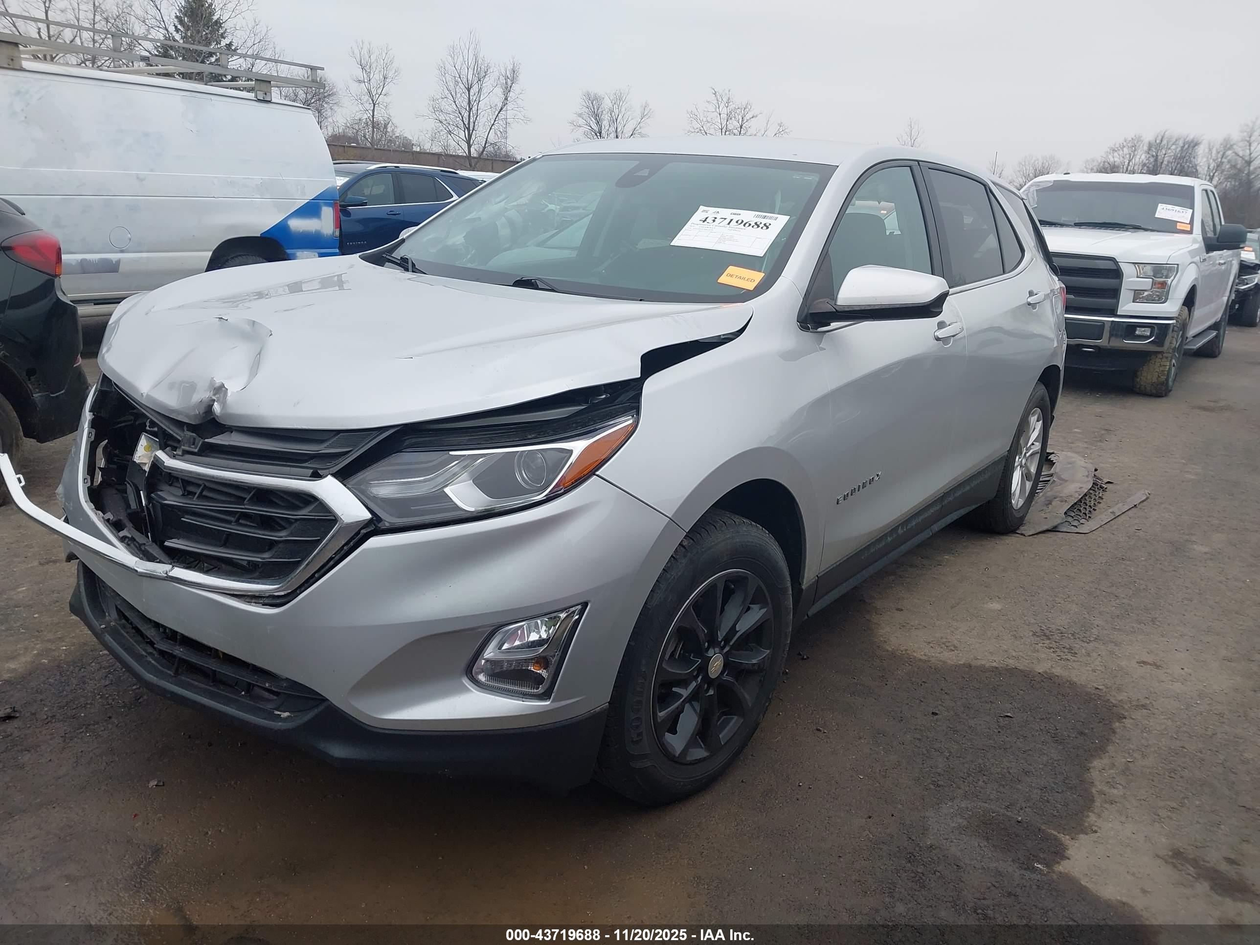 CHEVROLET EQUINOX image 2