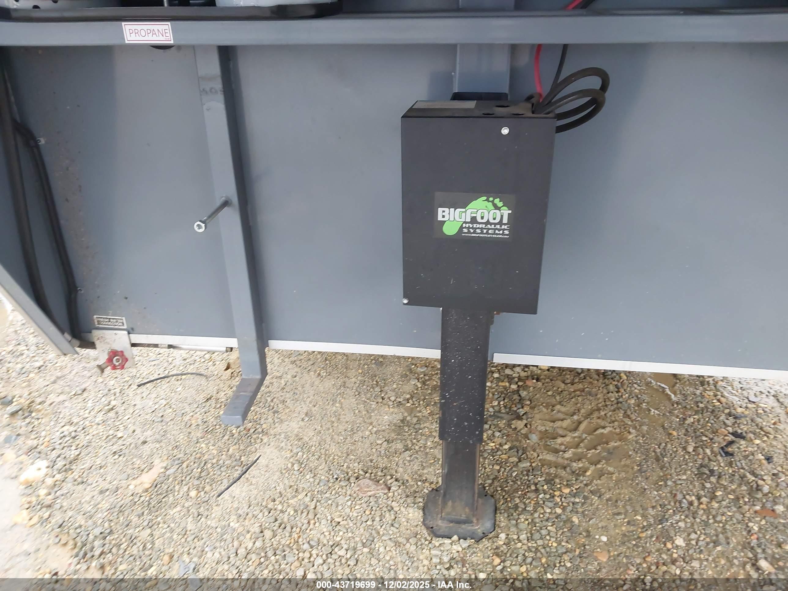 HARMAR 30' image 10