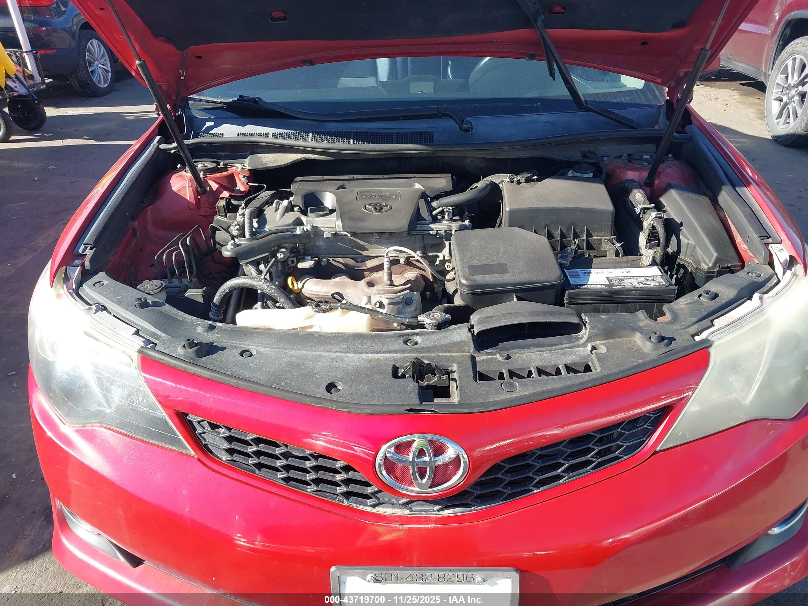 TOYOTA CAMRY image 10