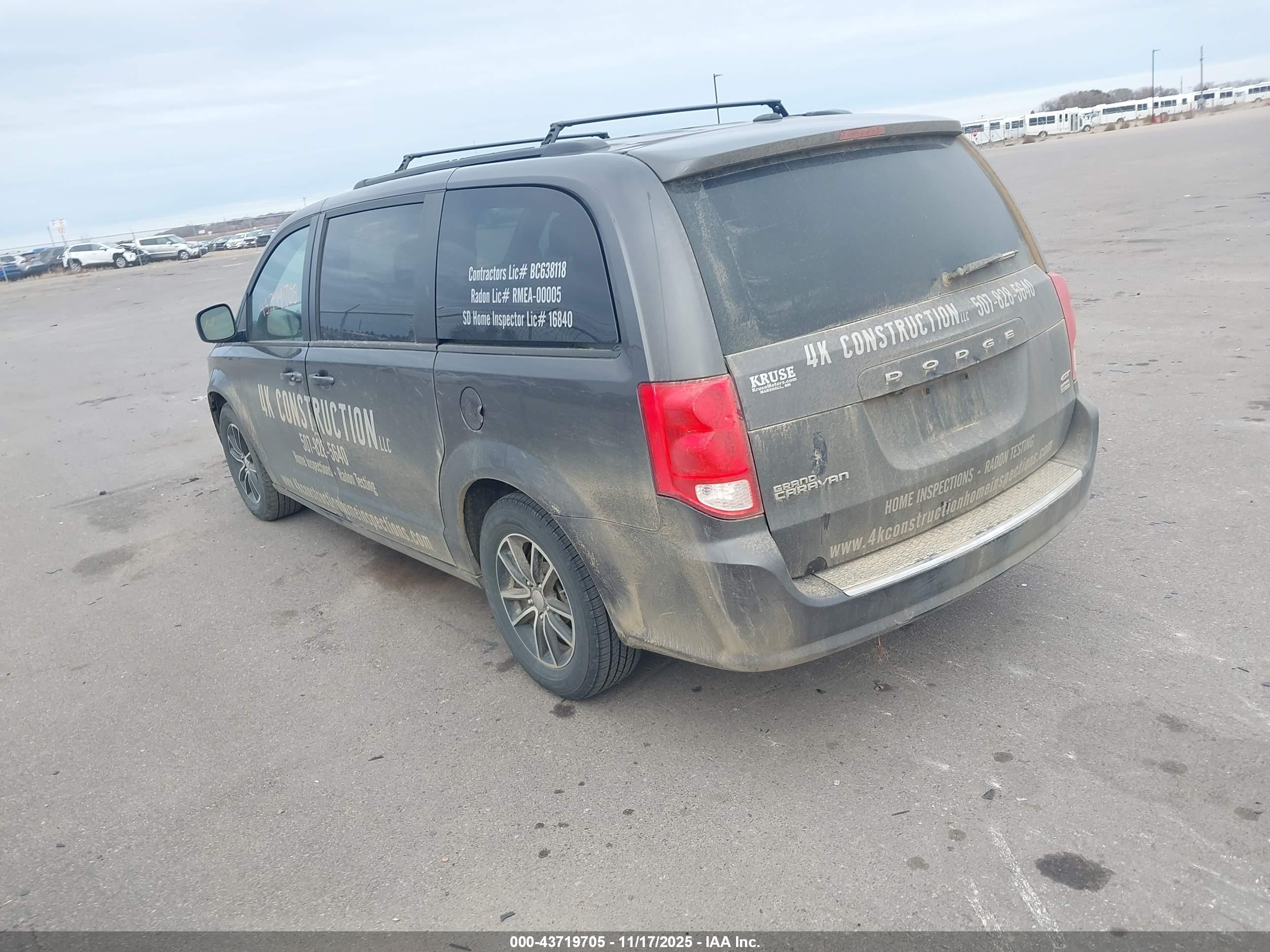 DODGE GRAND image 3