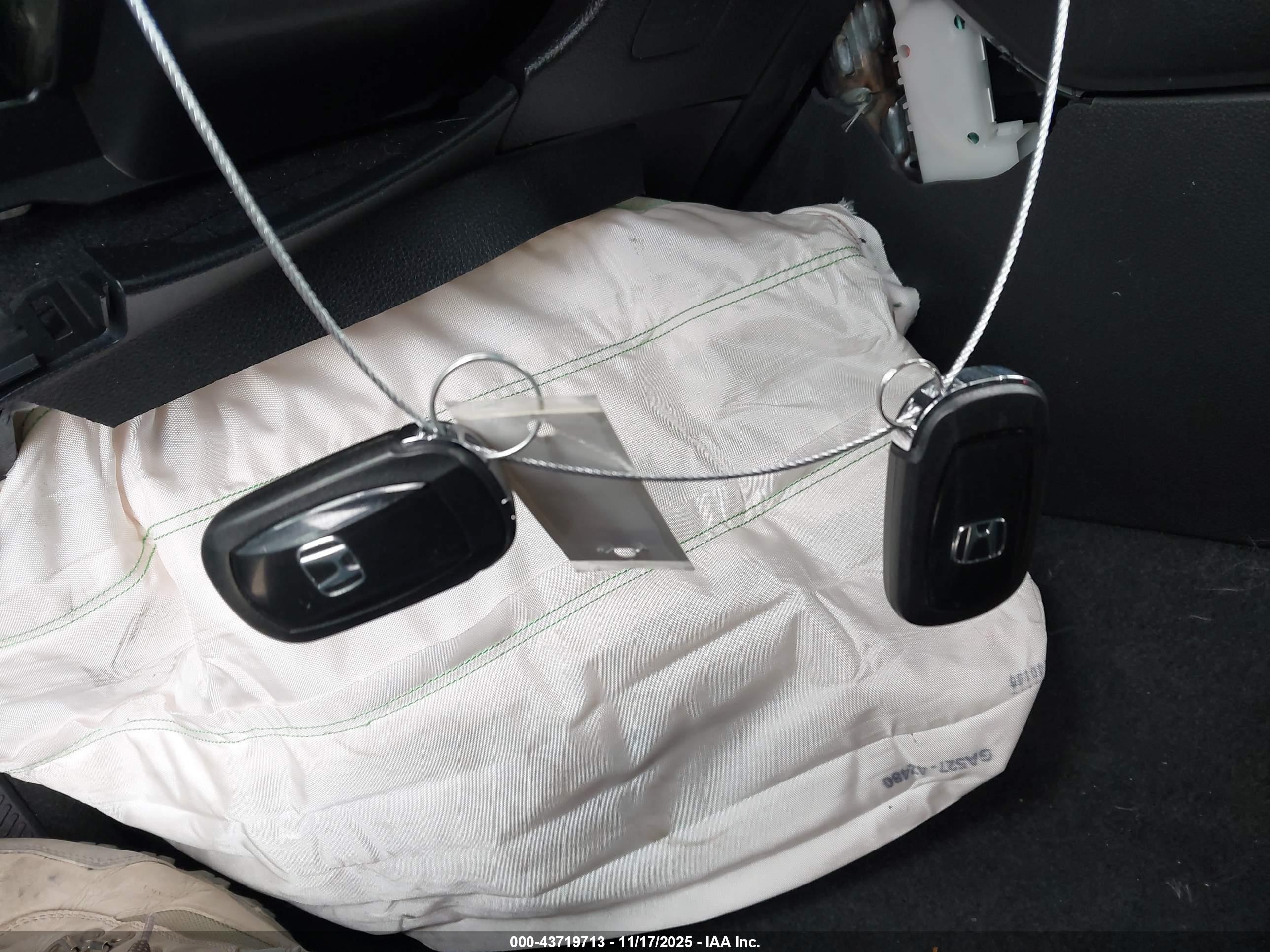 HONDA CIVIC image 11