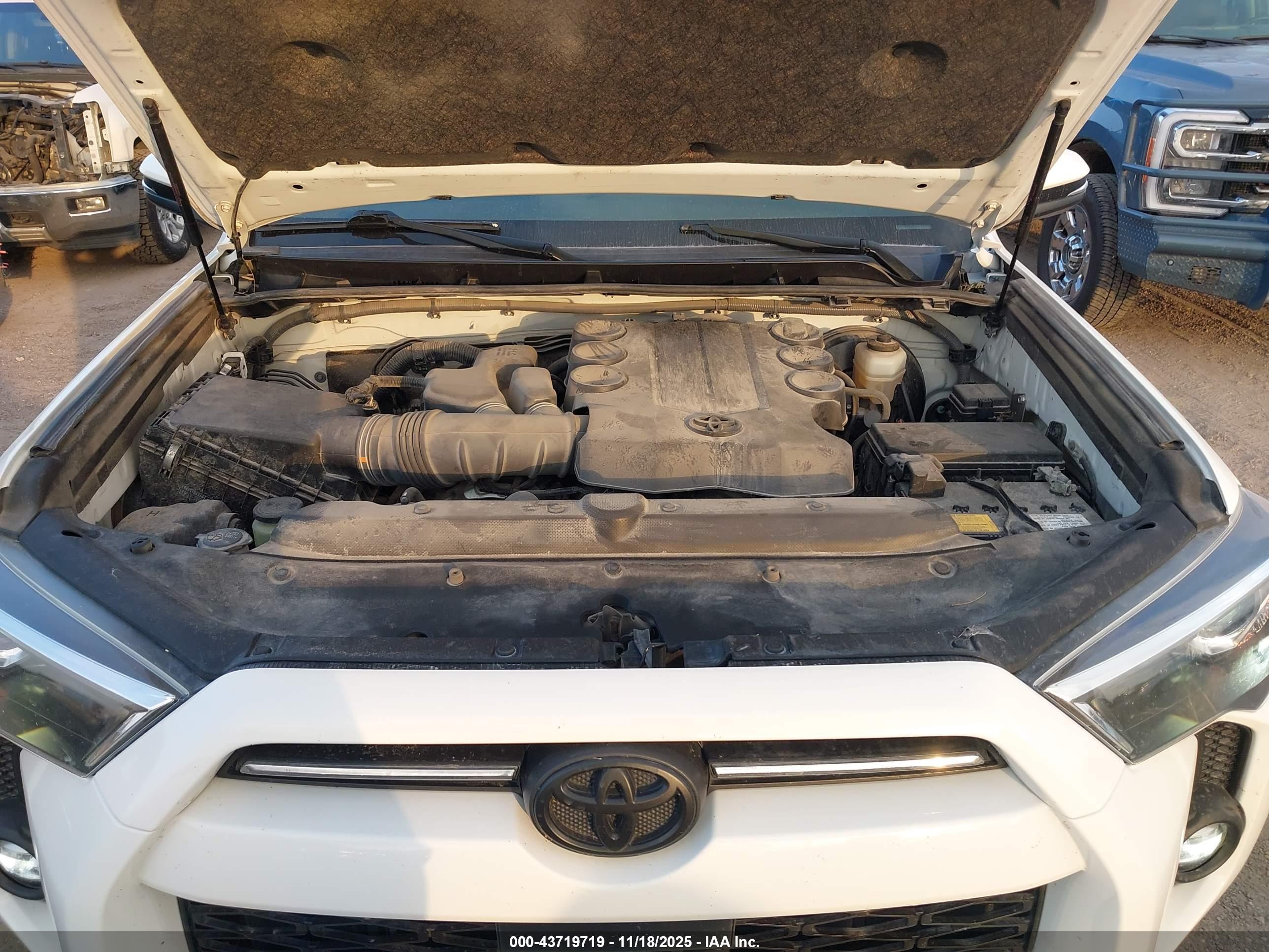TOYOTA 4RUNNER image 10