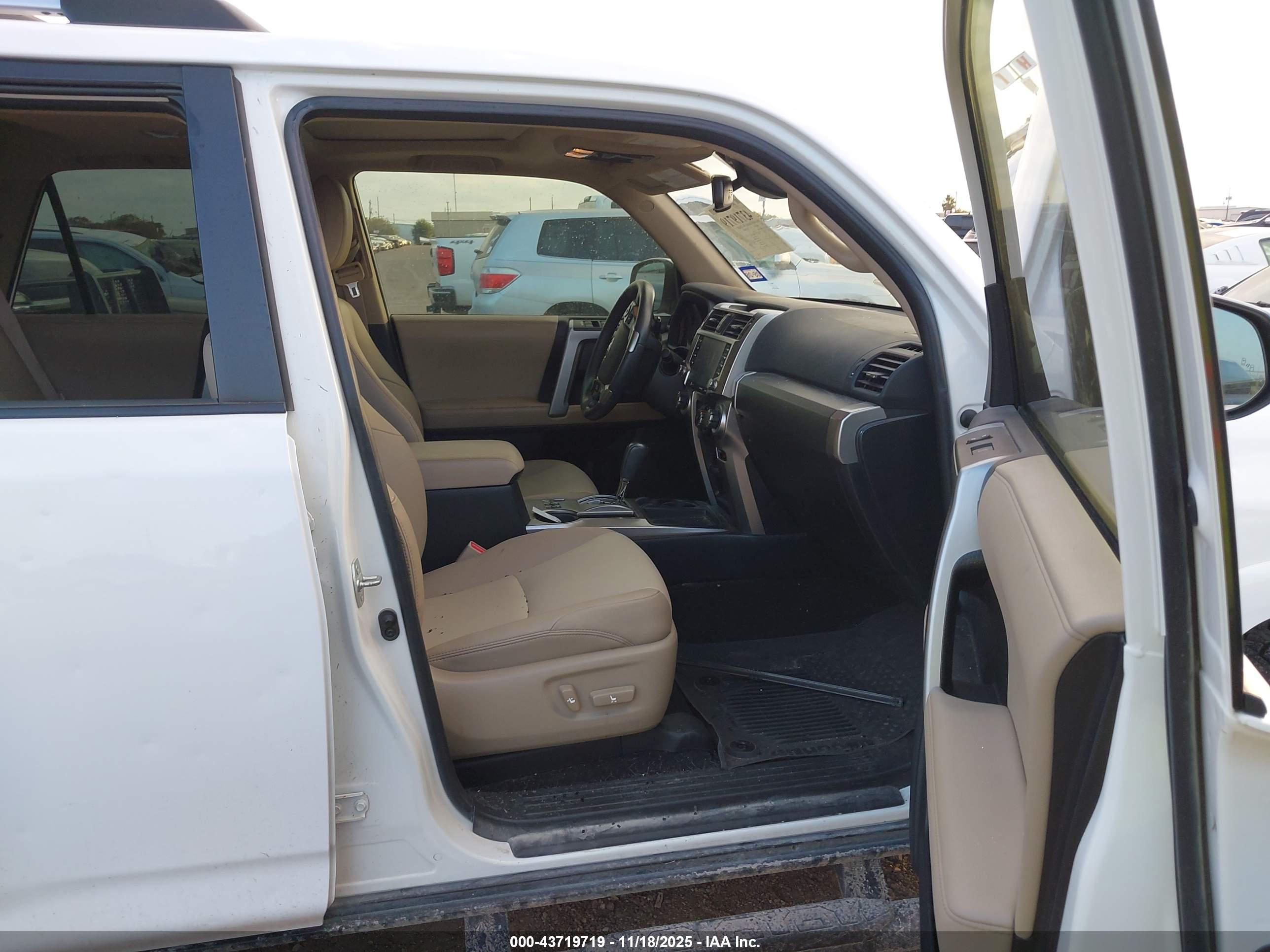 TOYOTA 4RUNNER image 5