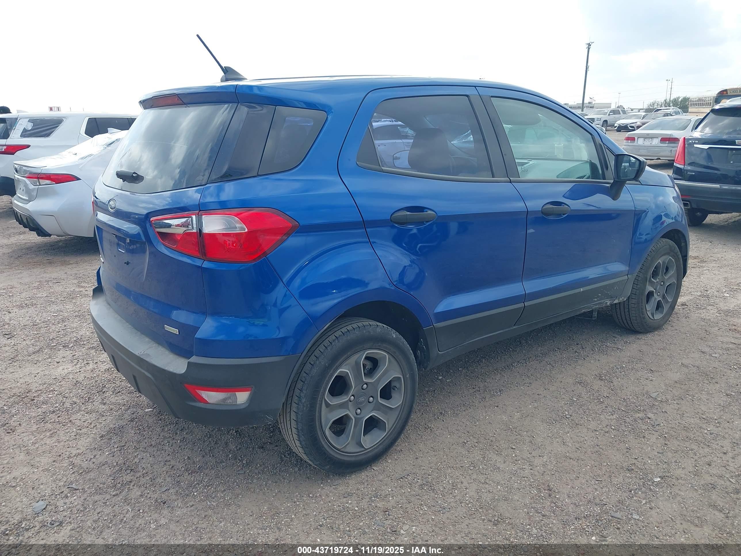 FORD ECOSPORT image 4