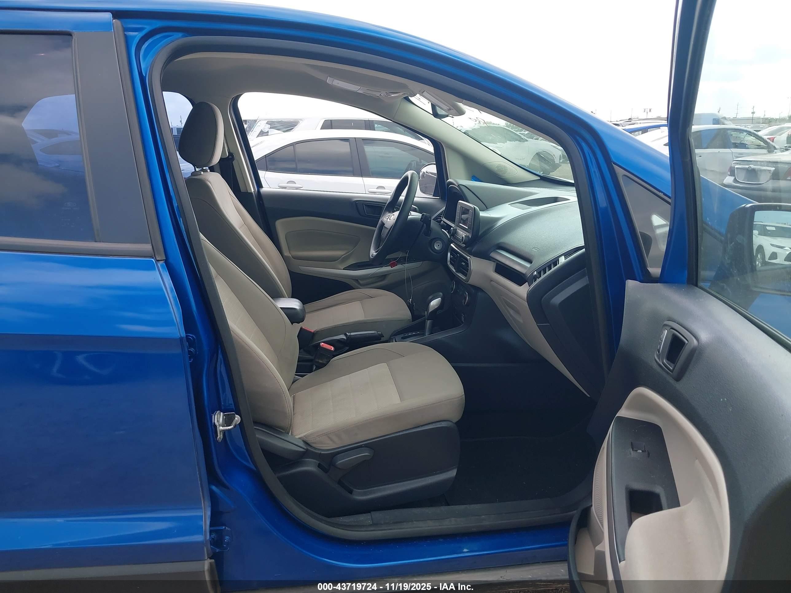 FORD ECOSPORT image 5