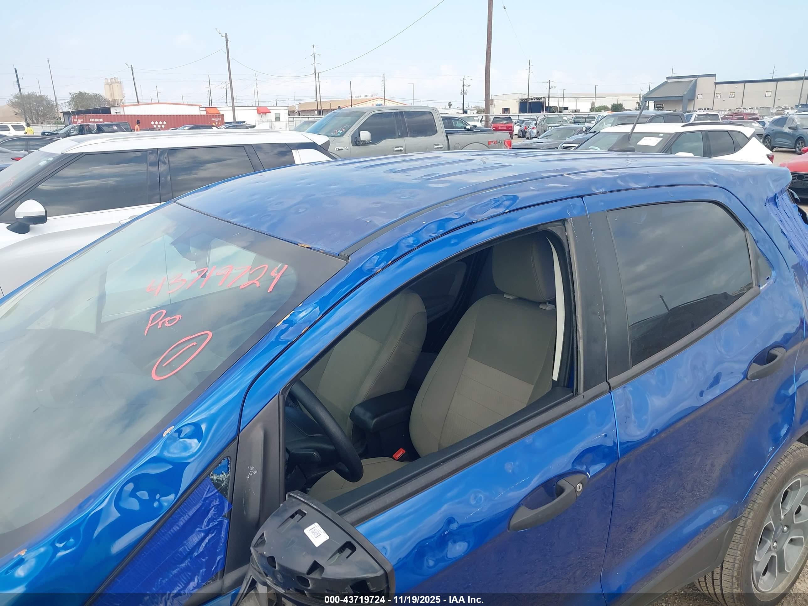 FORD ECOSPORT image 6