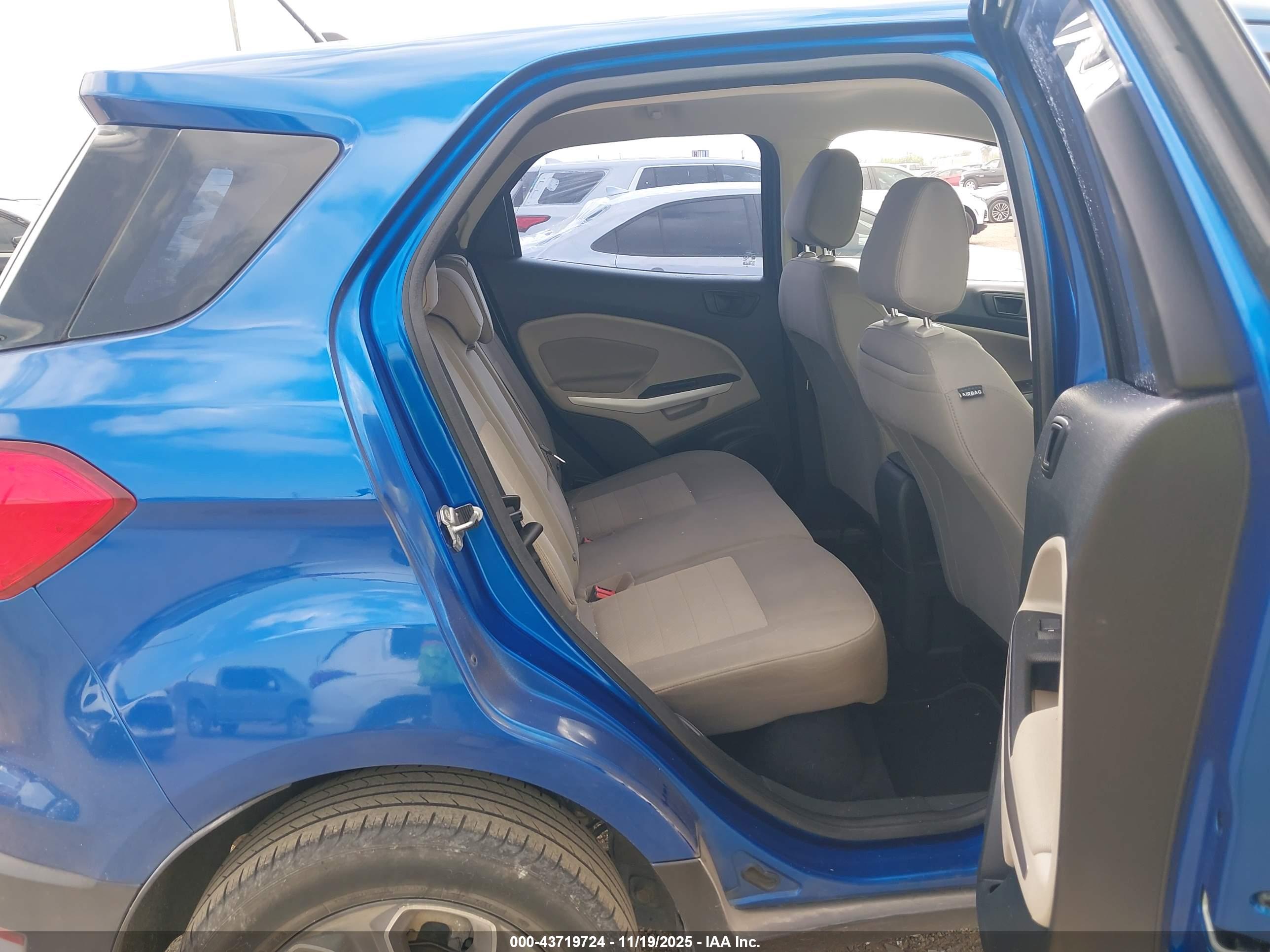FORD ECOSPORT image 8