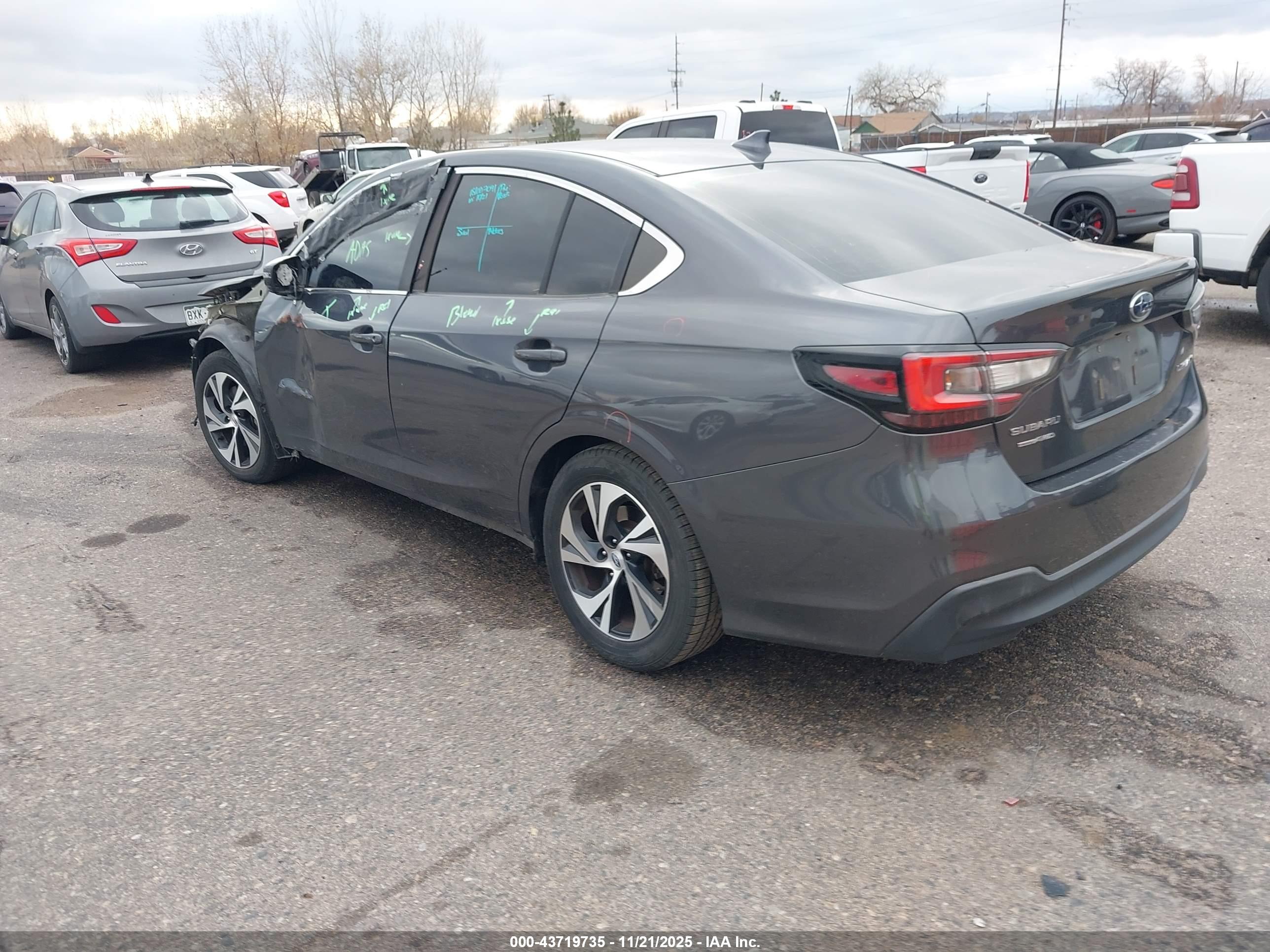 SUBARU LEGACY image 3