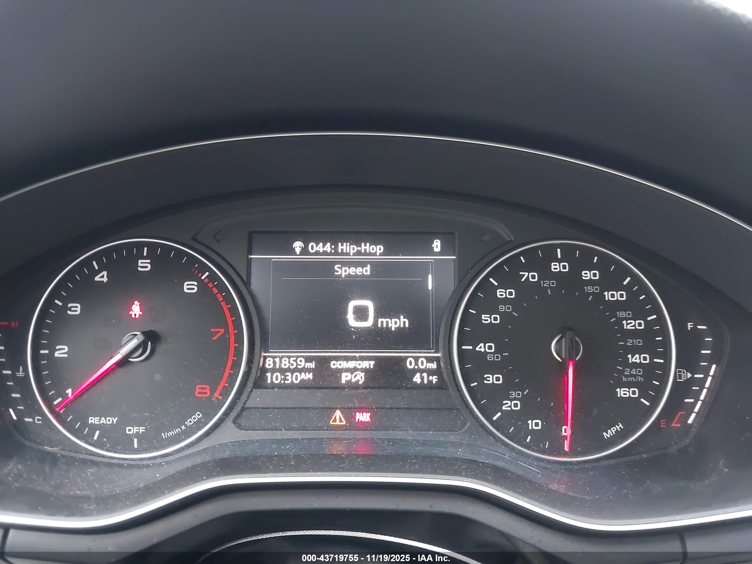 AUDI A4 image 7