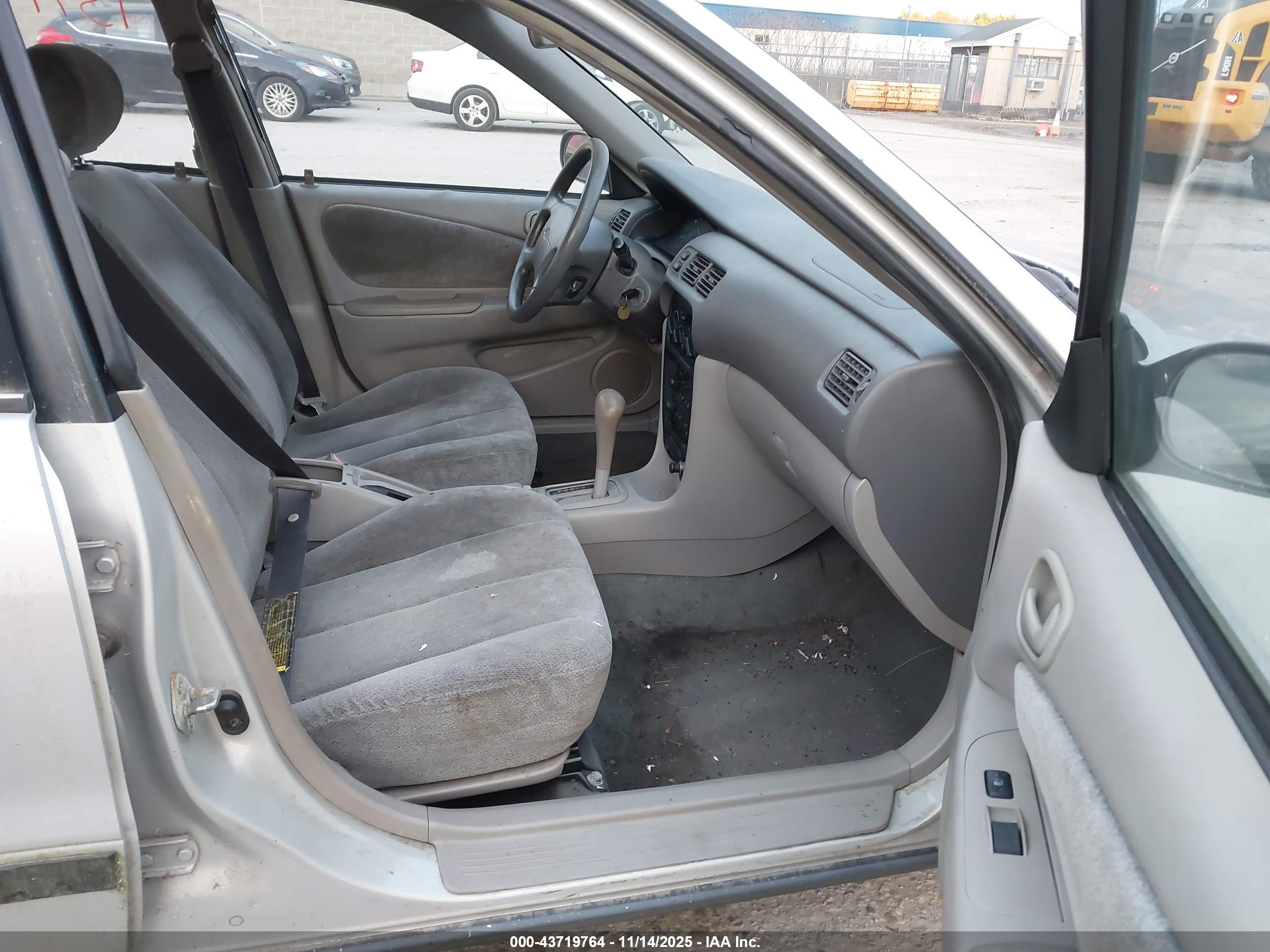 CHEVROLET PRIZM image 5