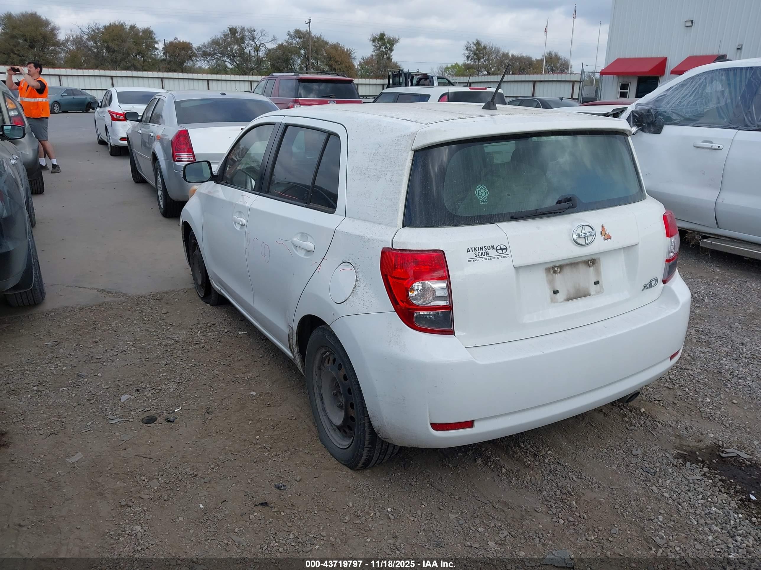 SCION XD image 3