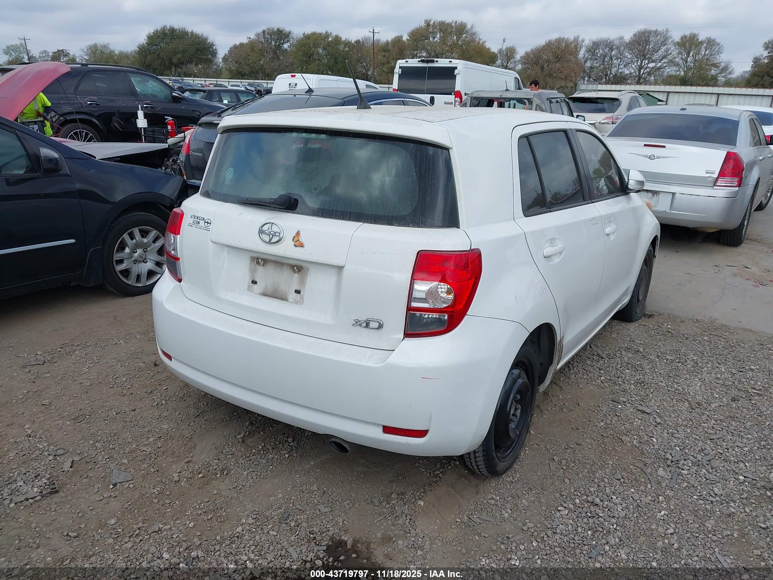 SCION XD image 4