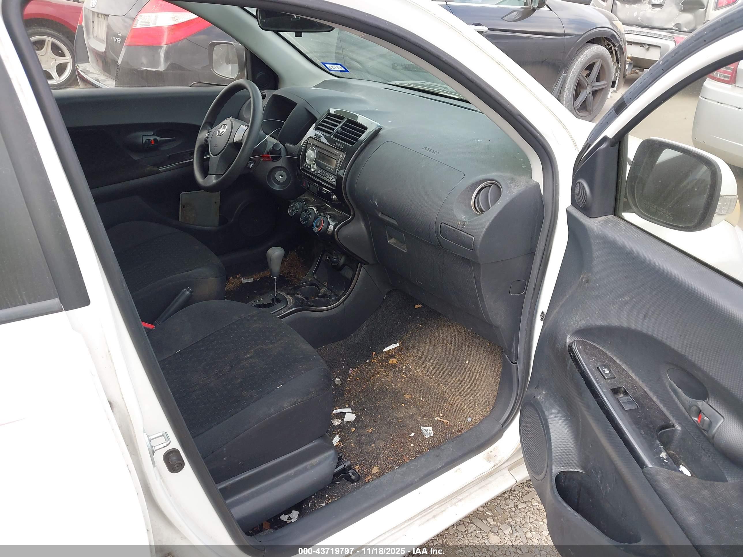 SCION XD image 5