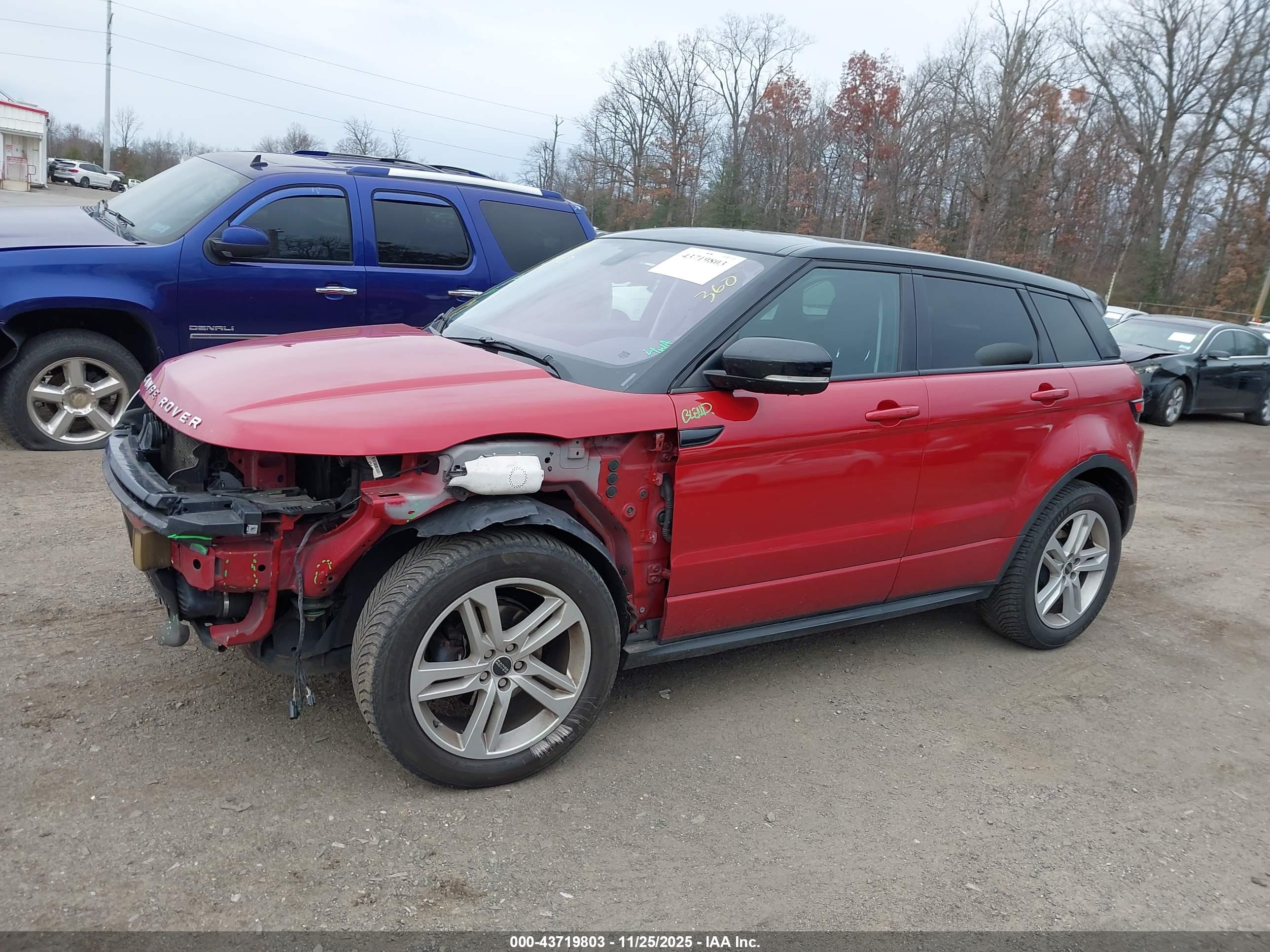 LAND ROVER image 2