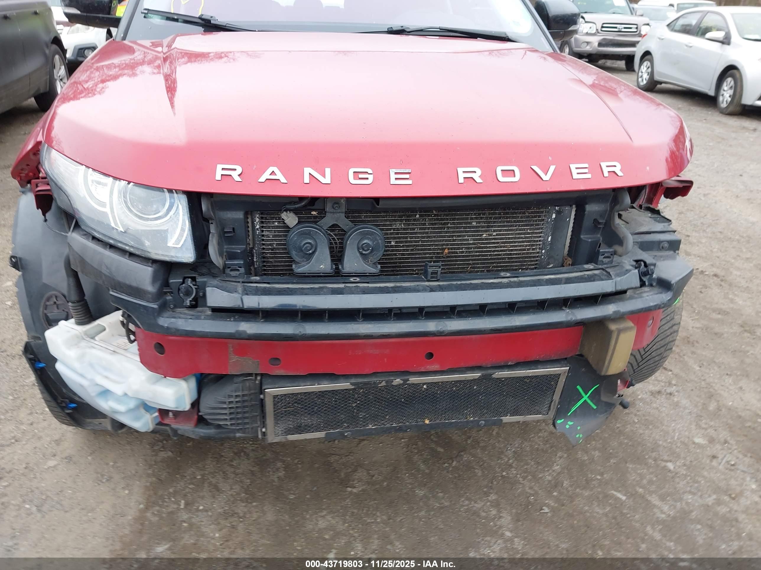 LAND ROVER image 6