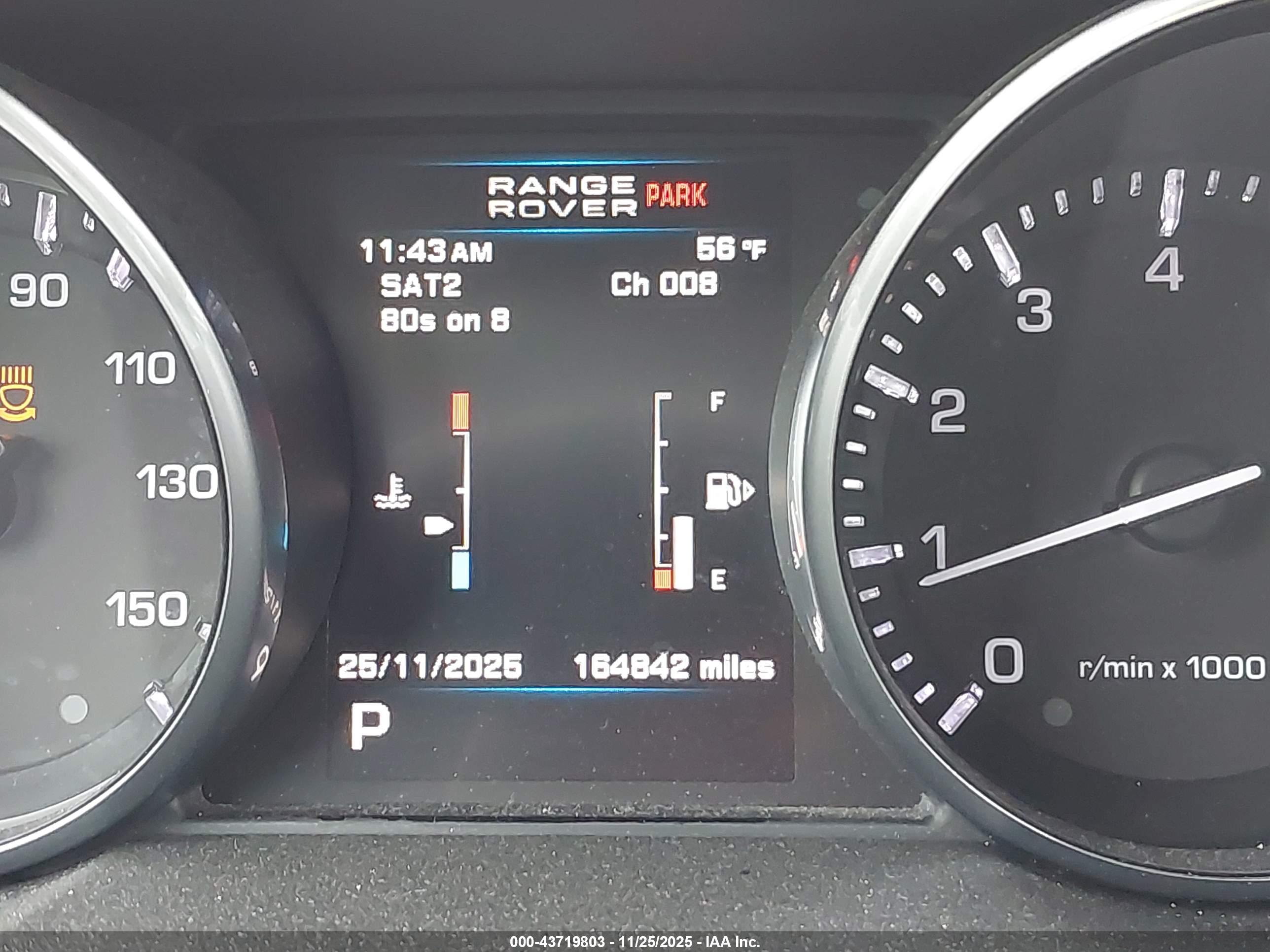 LAND ROVER image 7