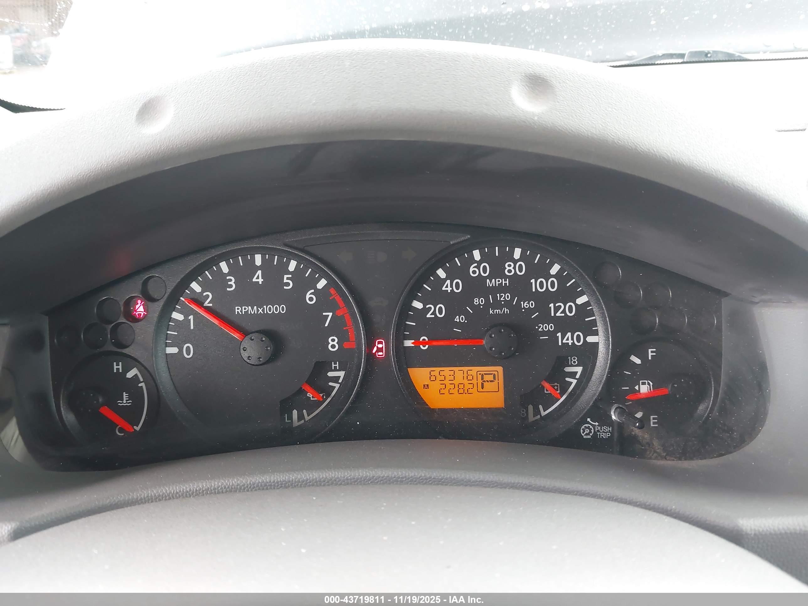 NISSAN FRONTIER image 7