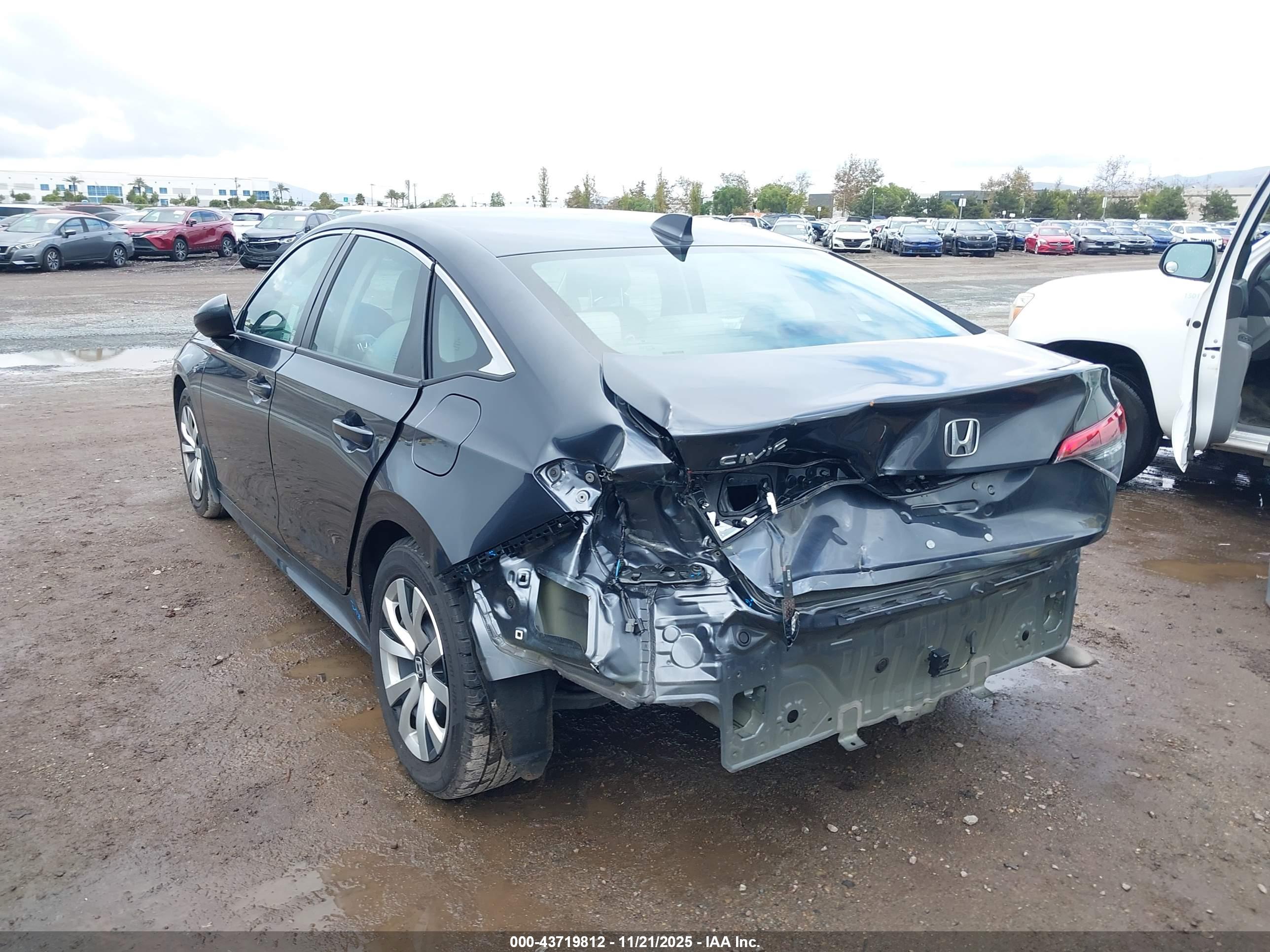 HONDA CIVIC image 6