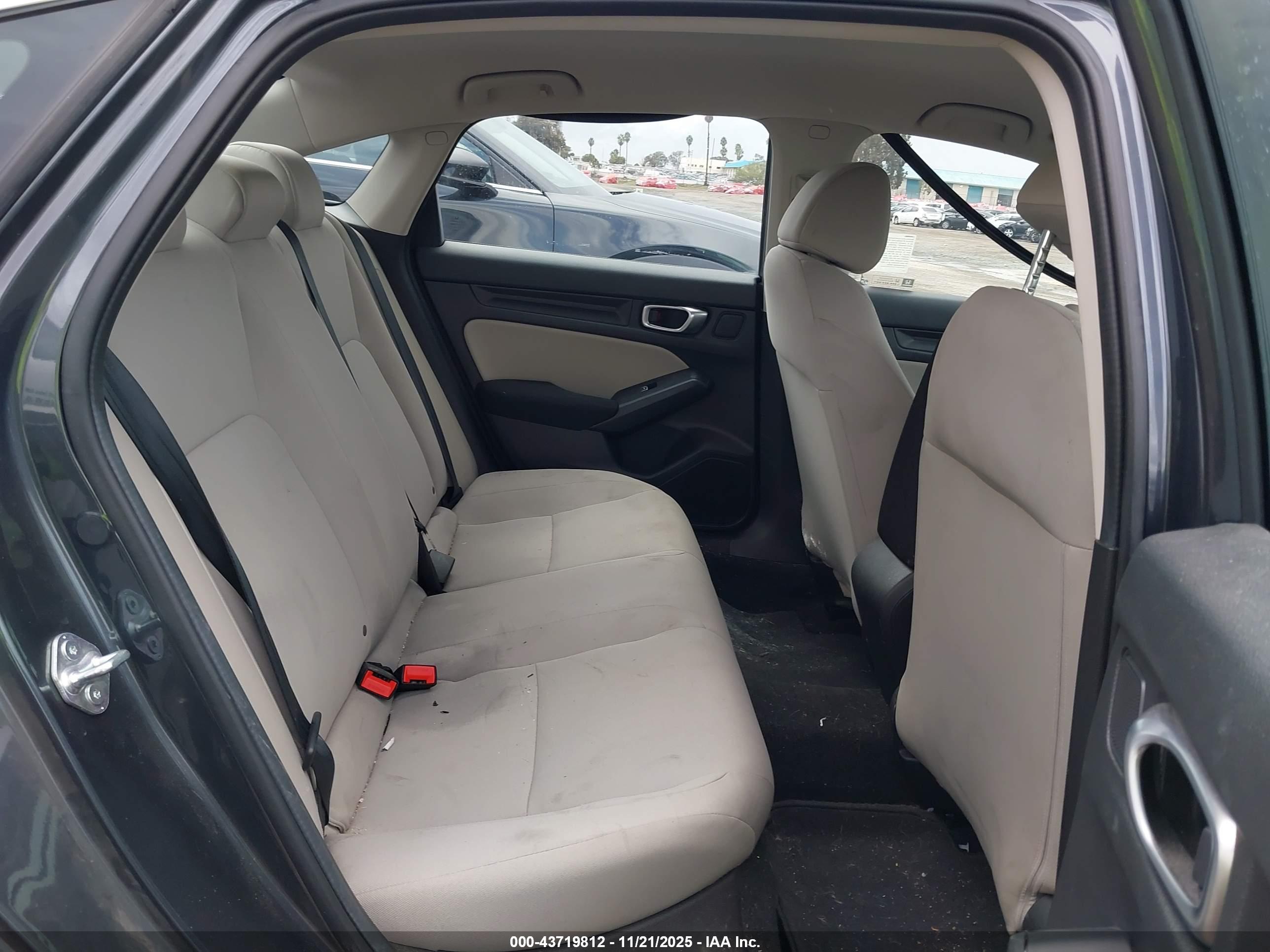 HONDA CIVIC image 8