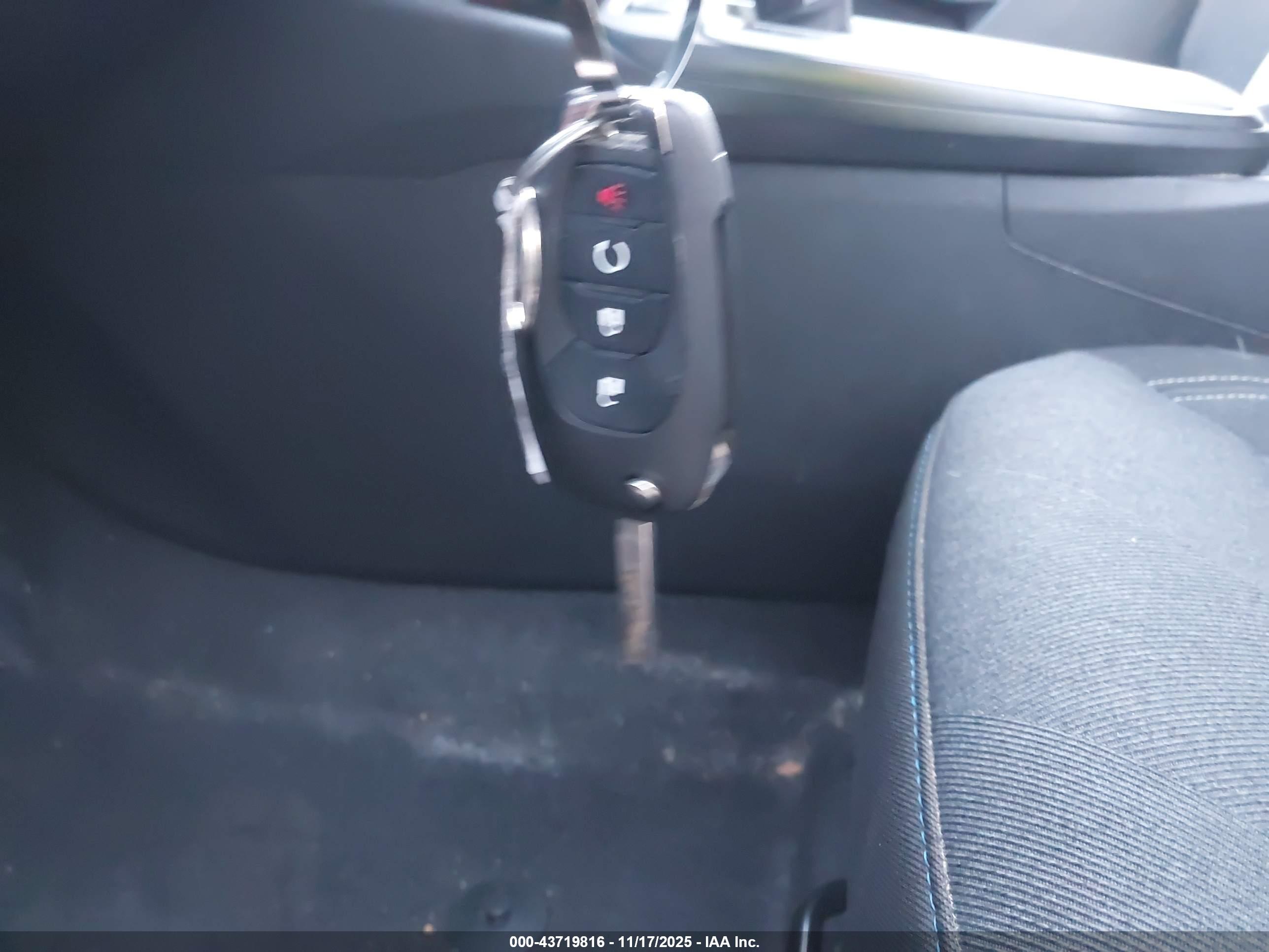 CHEVROLET TRAX image 11