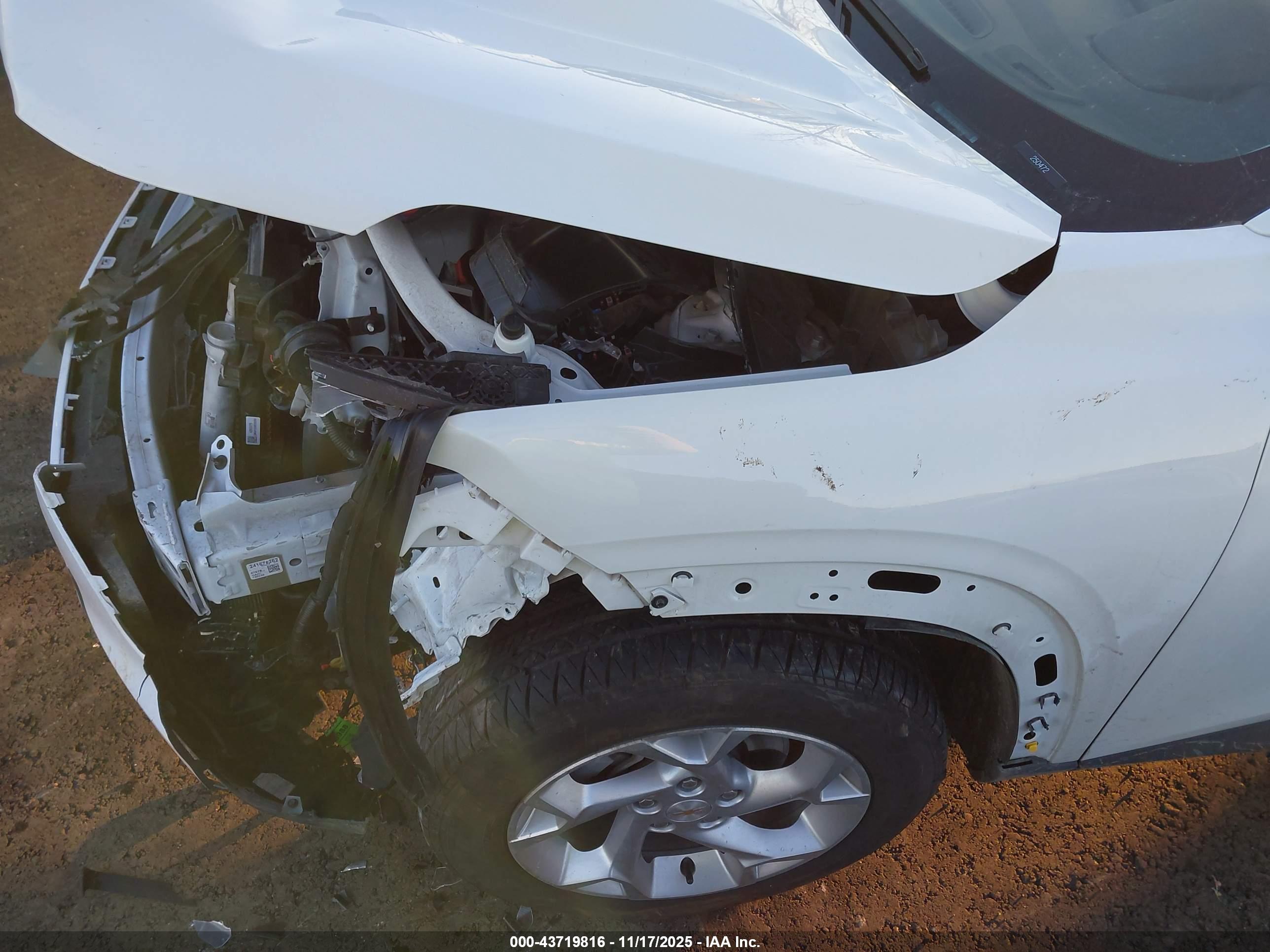 CHEVROLET TRAX image 6