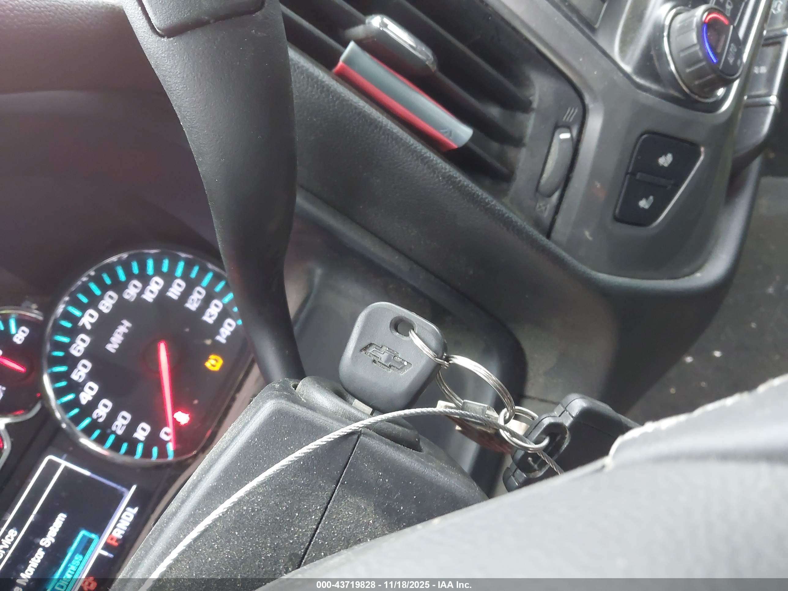 CHEVROLET SILVERADO image 11