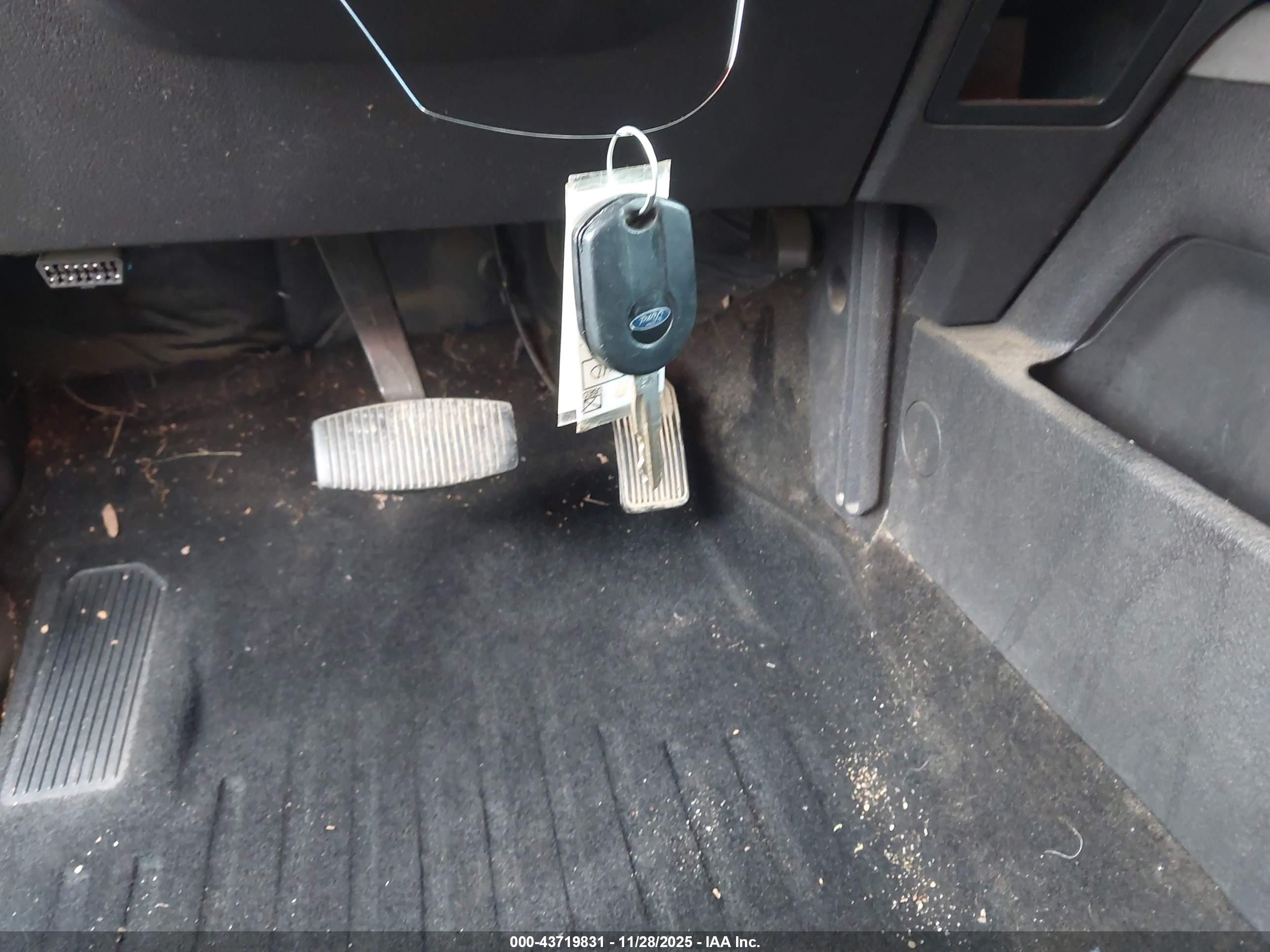 FORD F-250 image 11