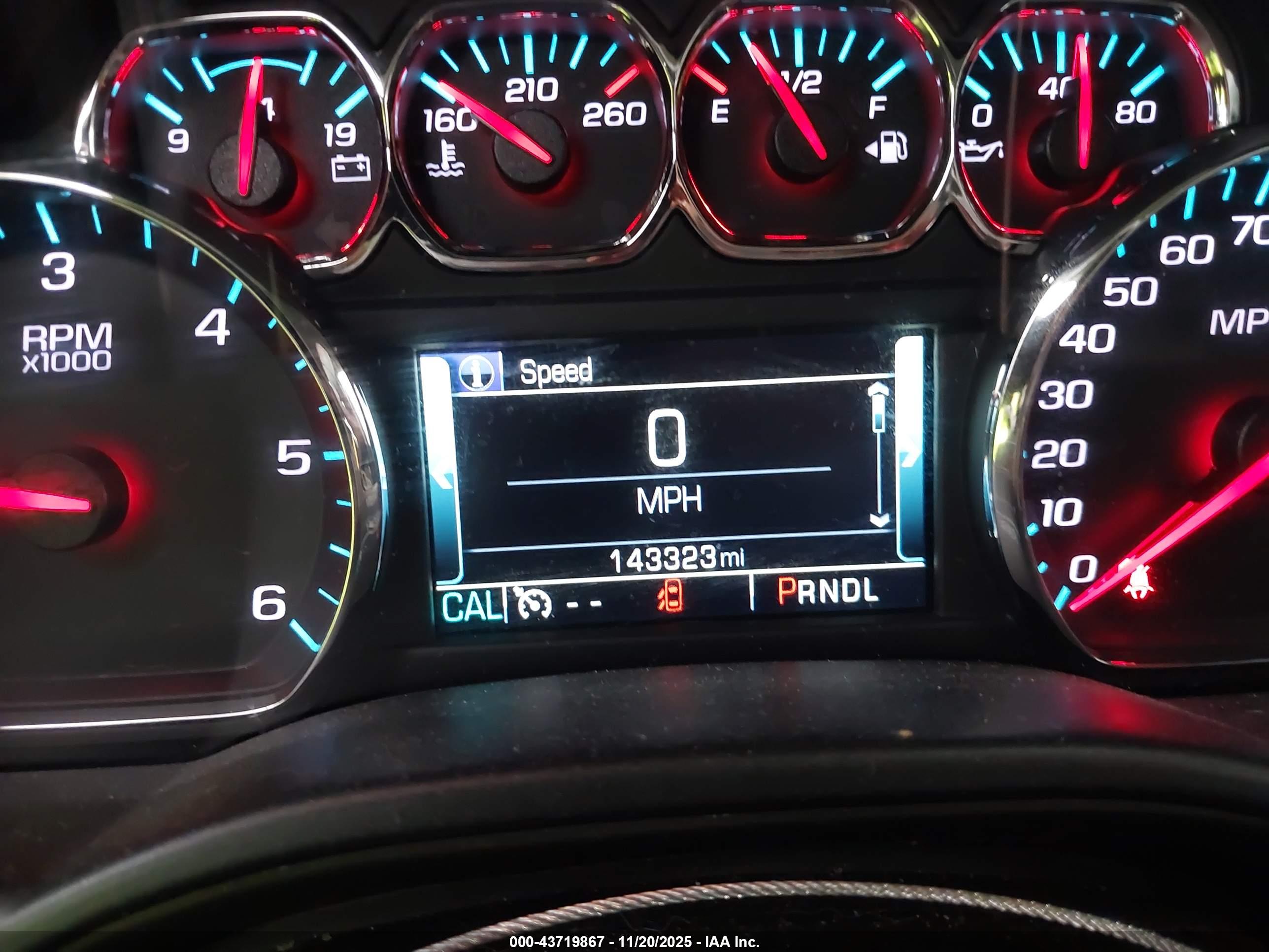CHEVROLET SILVERADO image 7