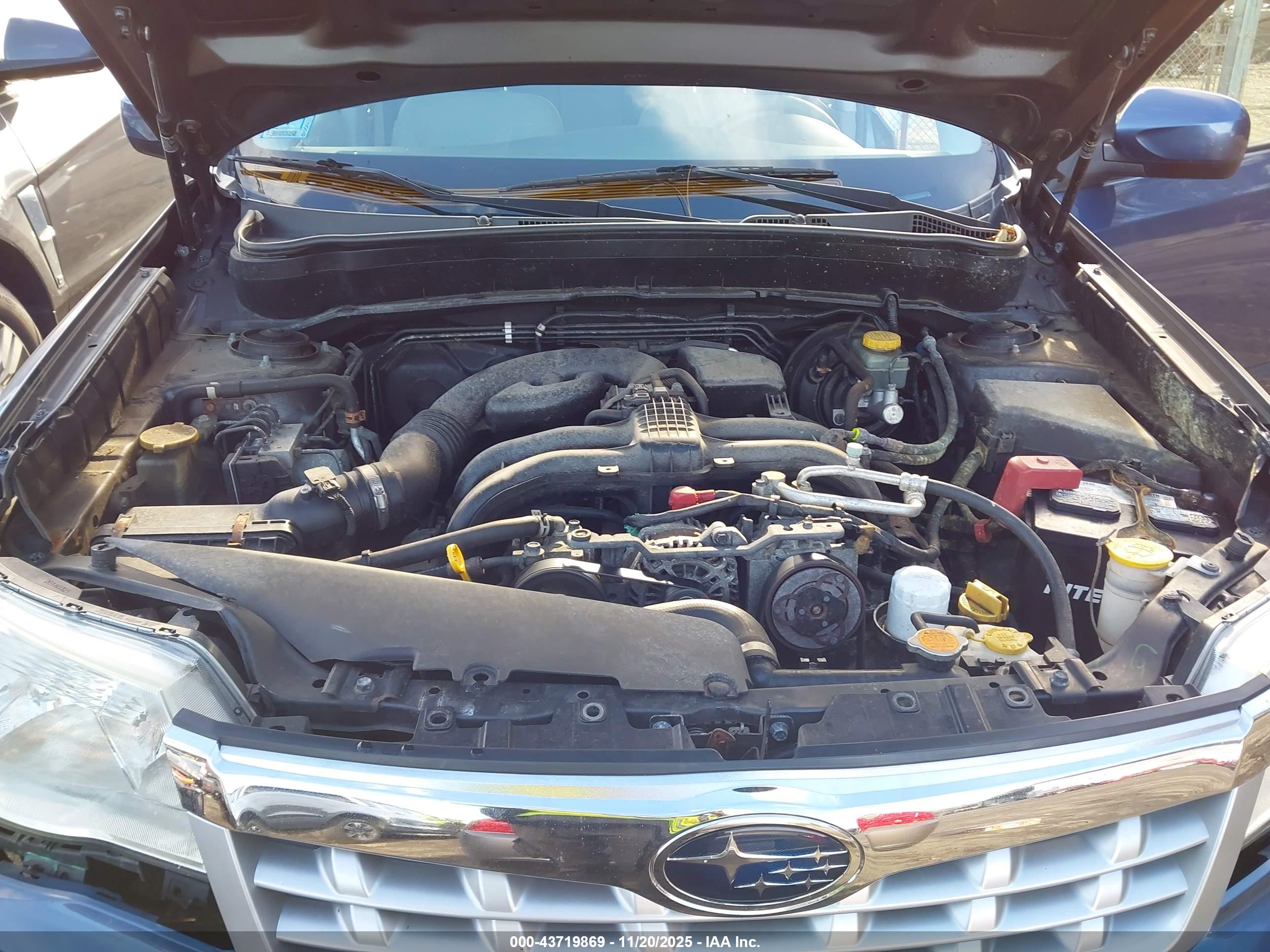 SUBARU FORESTER image 10