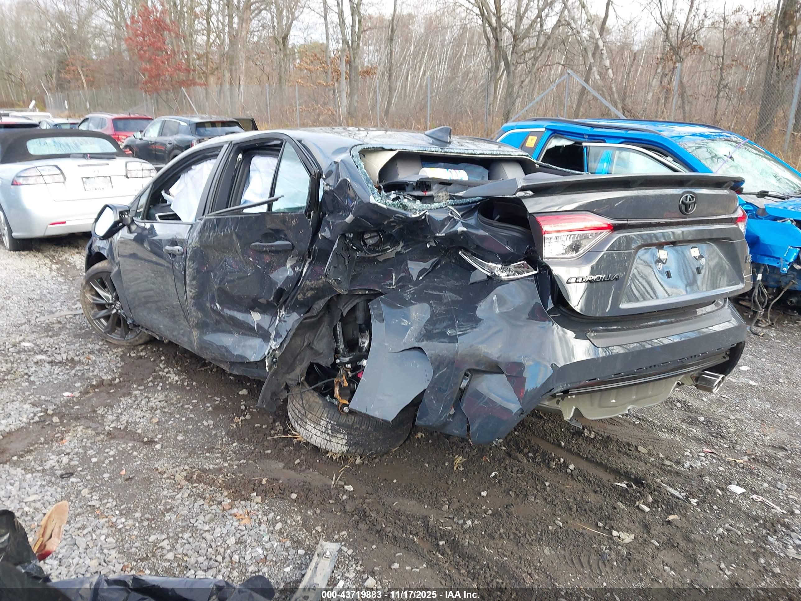 TOYOTA COROLLA image 6