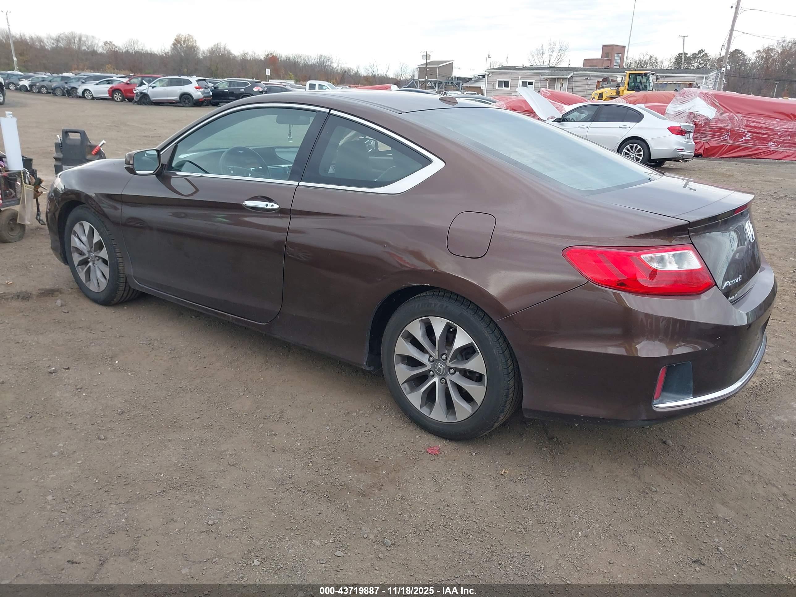 HONDA ACCORD image 3