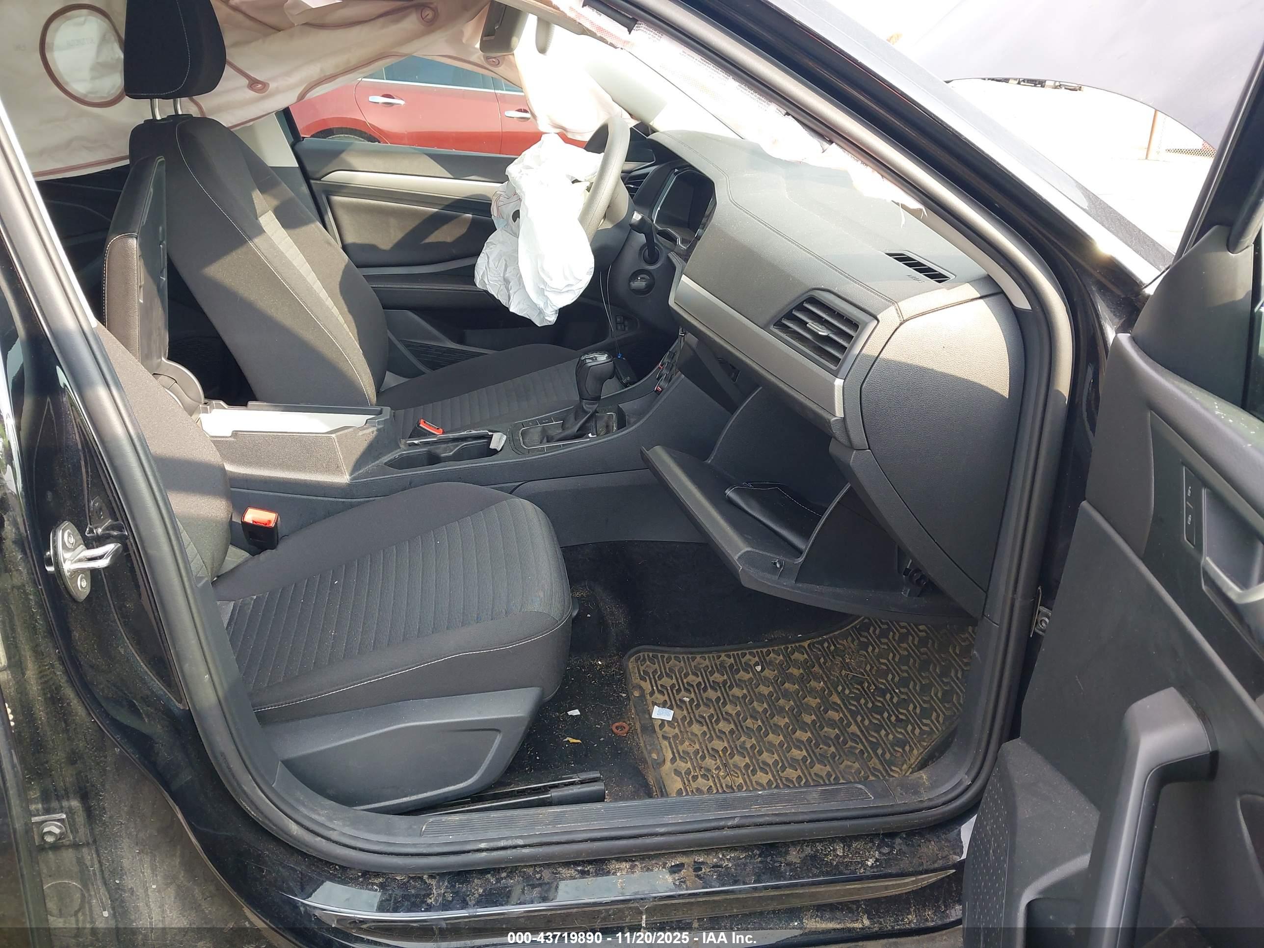 VOLKSWAGEN JETTA image 5