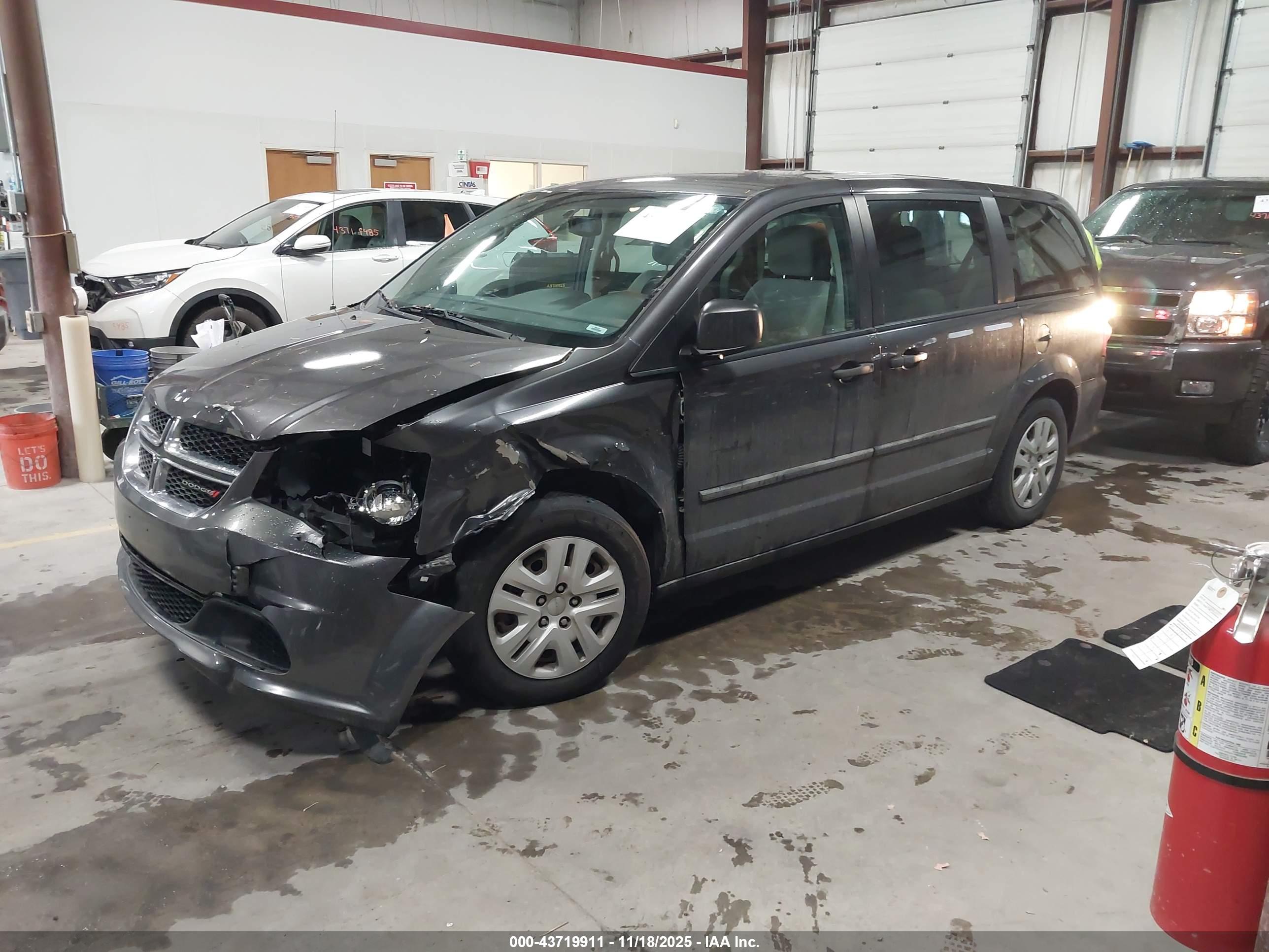 DODGE GRAND image 2
