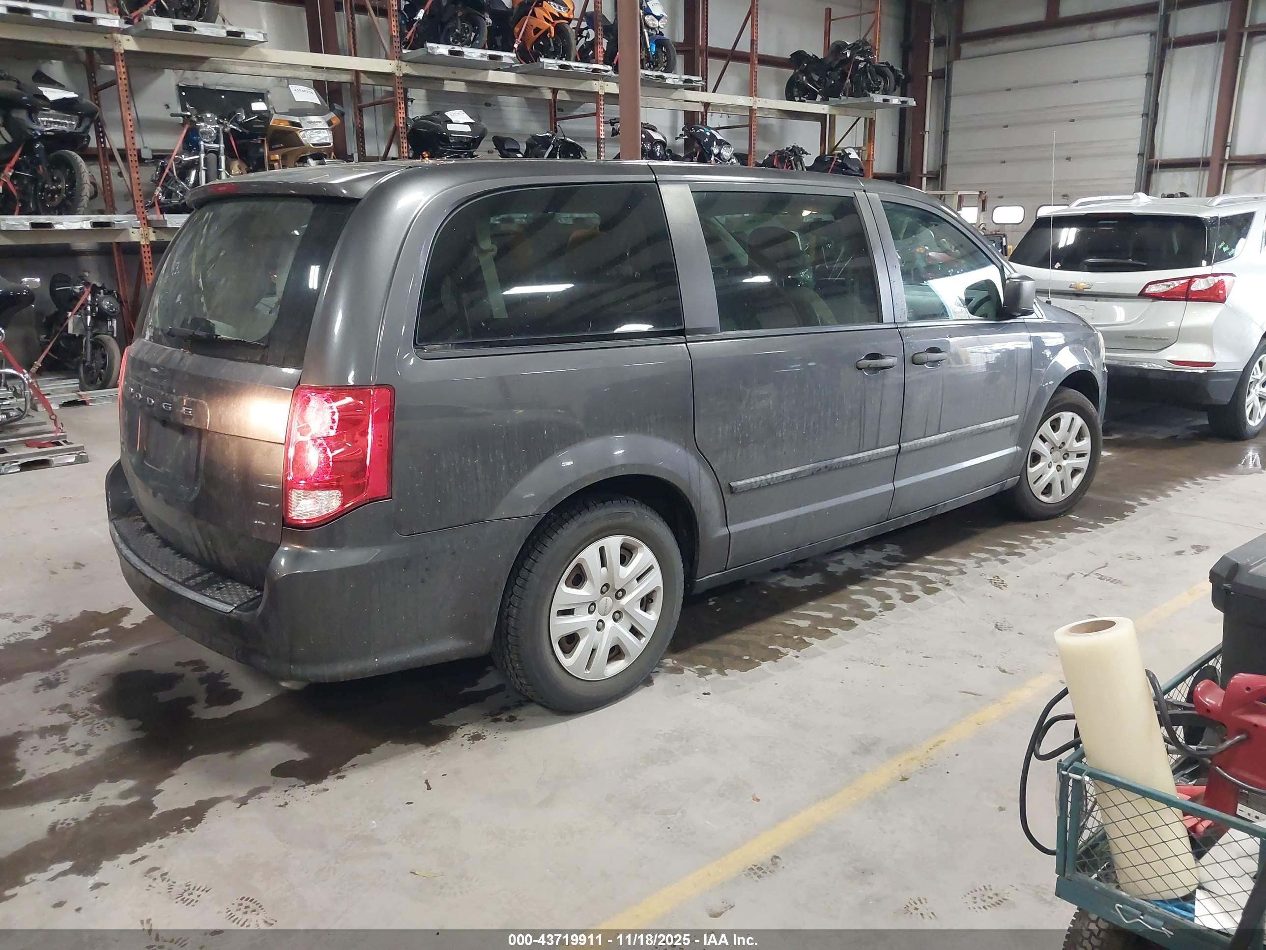 DODGE GRAND image 4