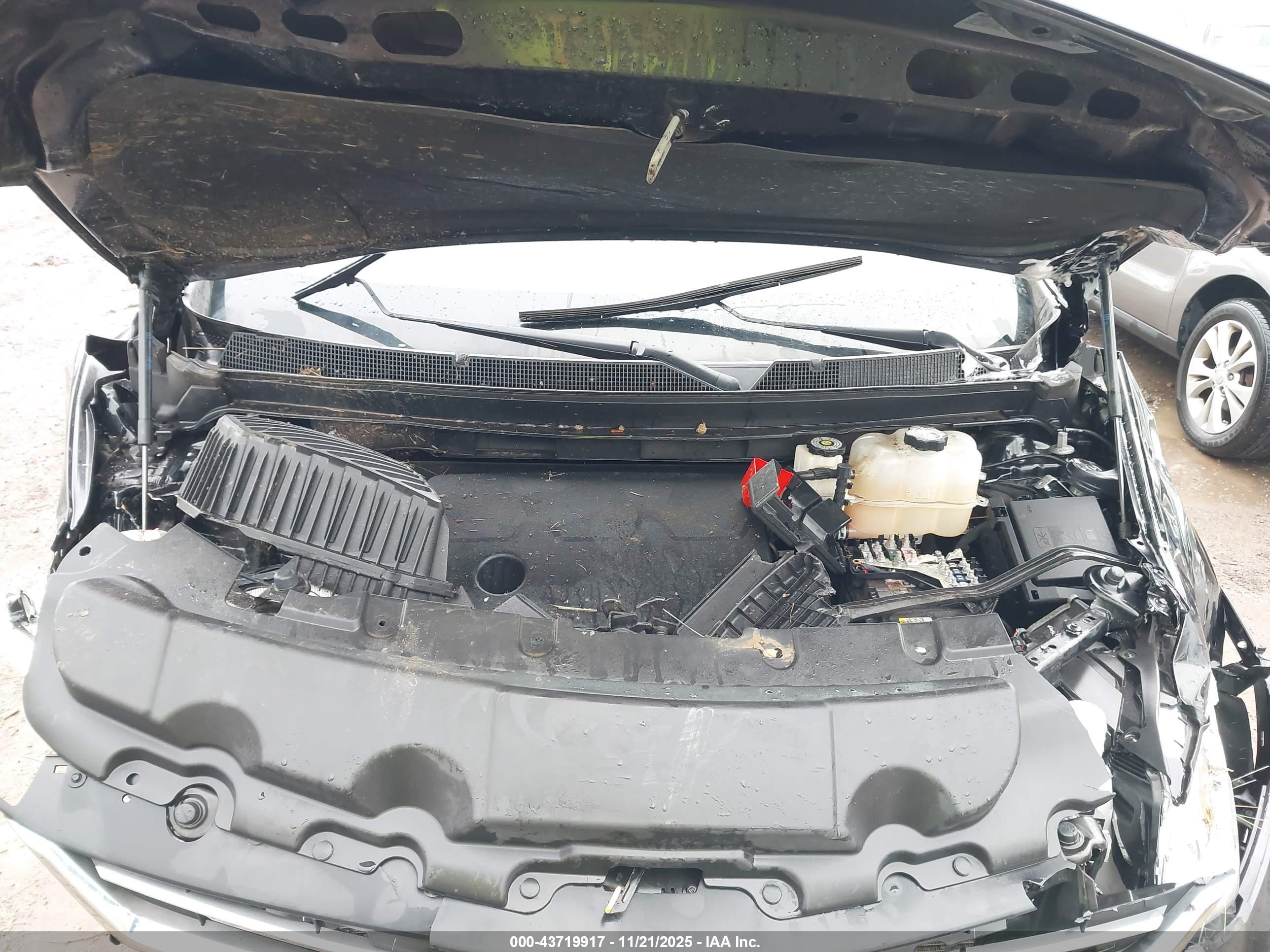 CHEVROLET TRAVERSE image 10