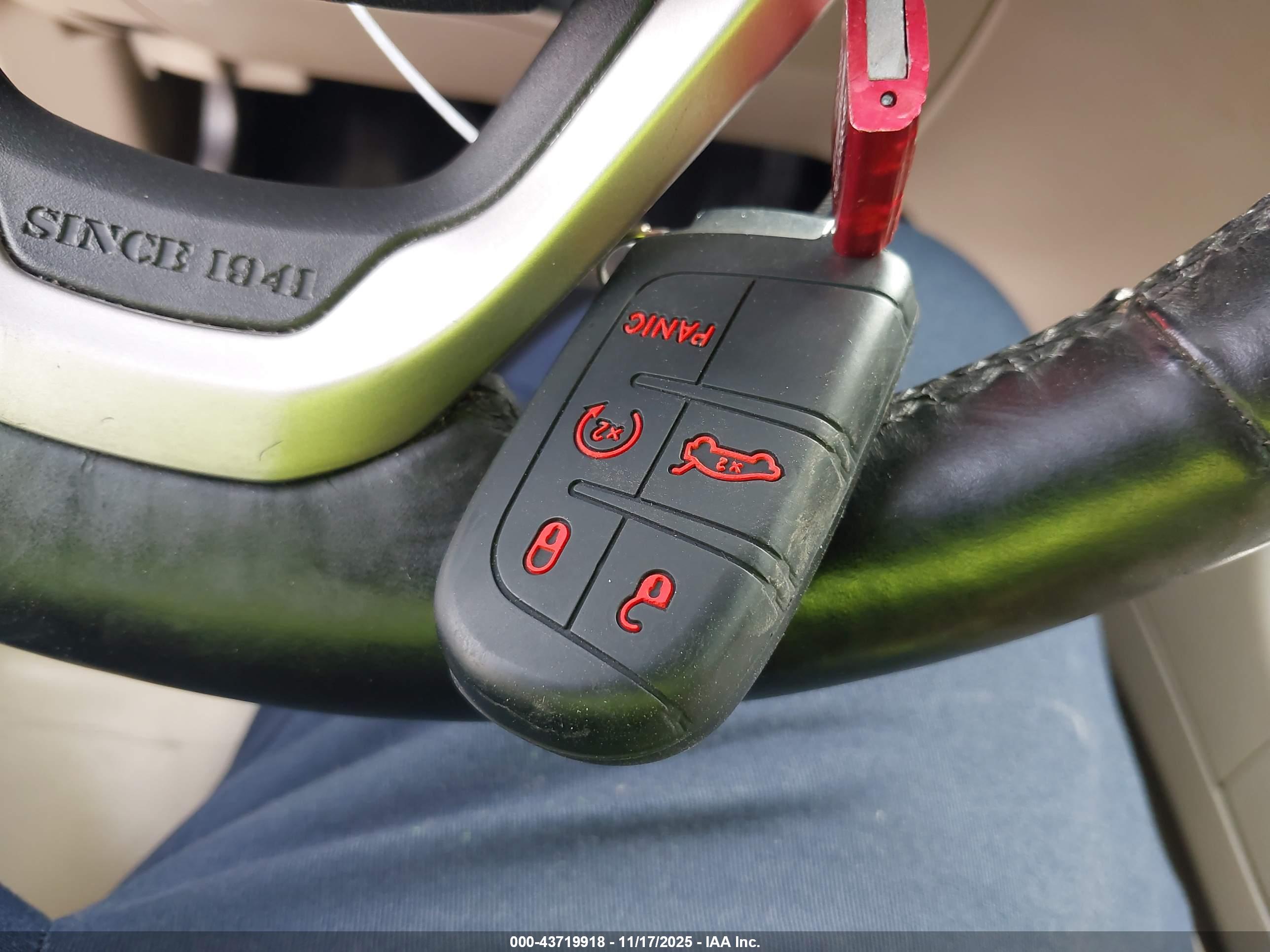 JEEP GRAND image 11